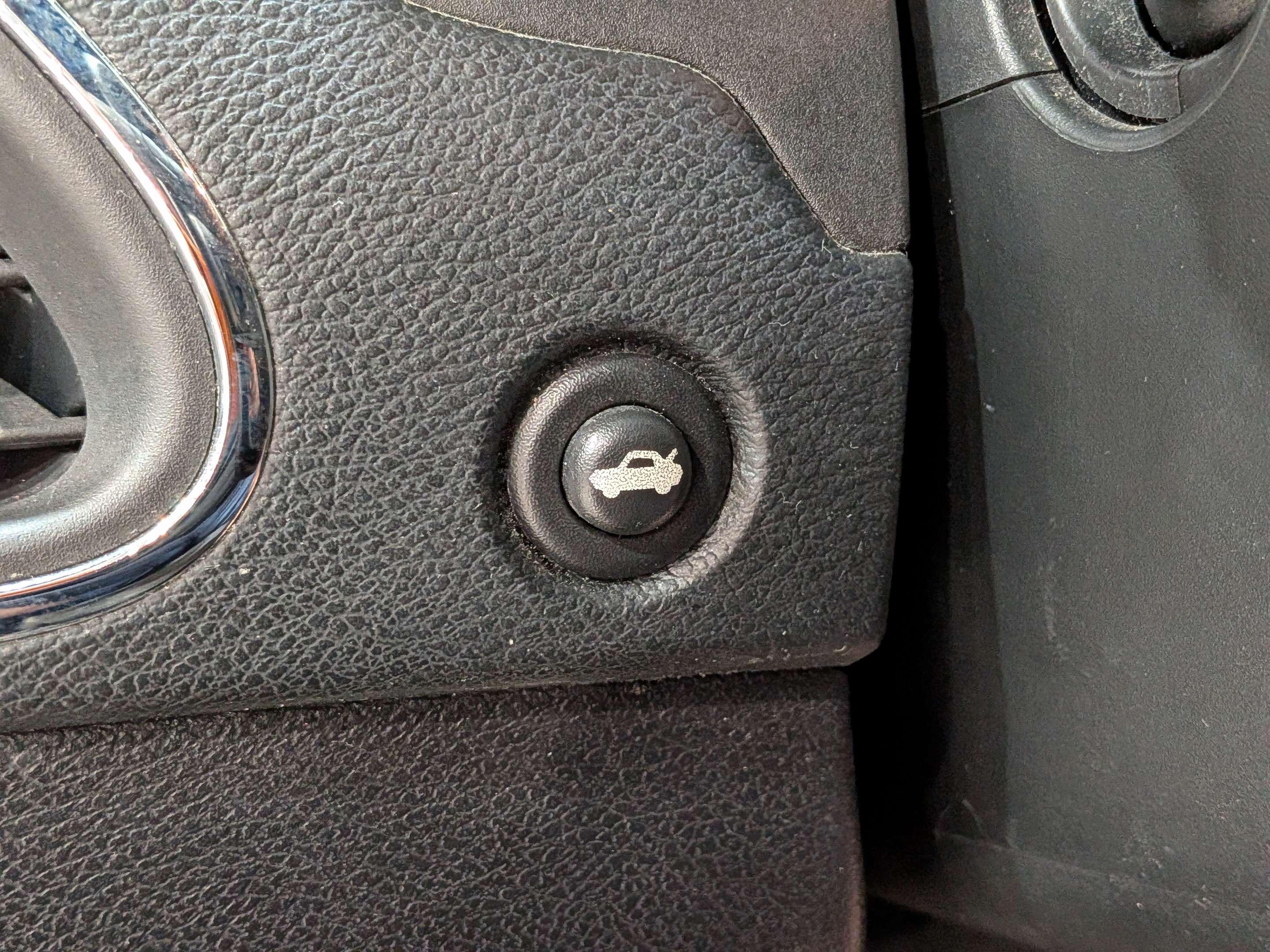 Chrysler 200 2013