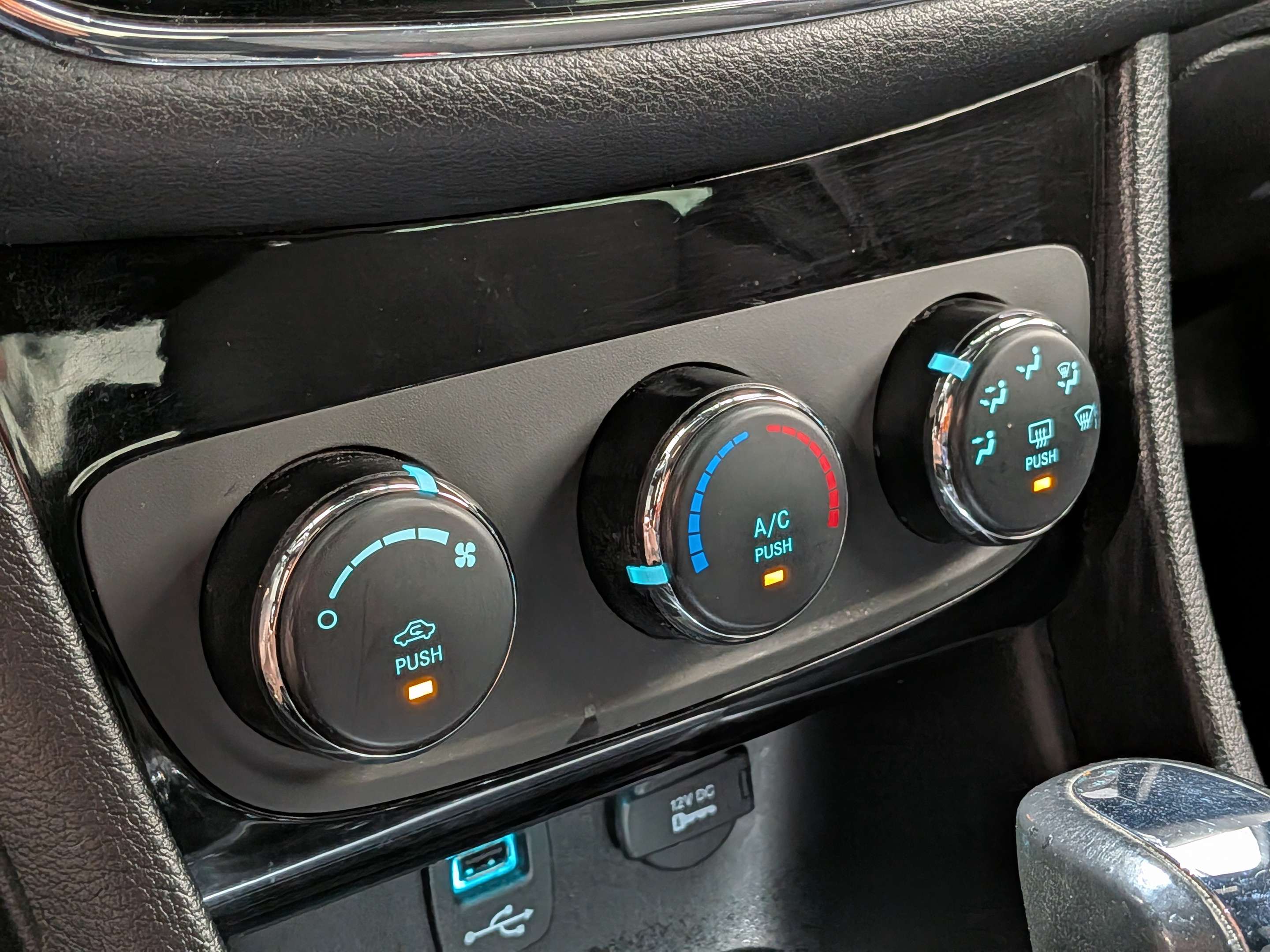 Chrysler 200 2013