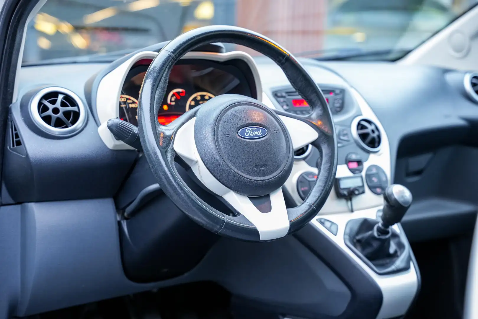 Ford Ka/Ka+ 1.2 Titanium X Wit - 2