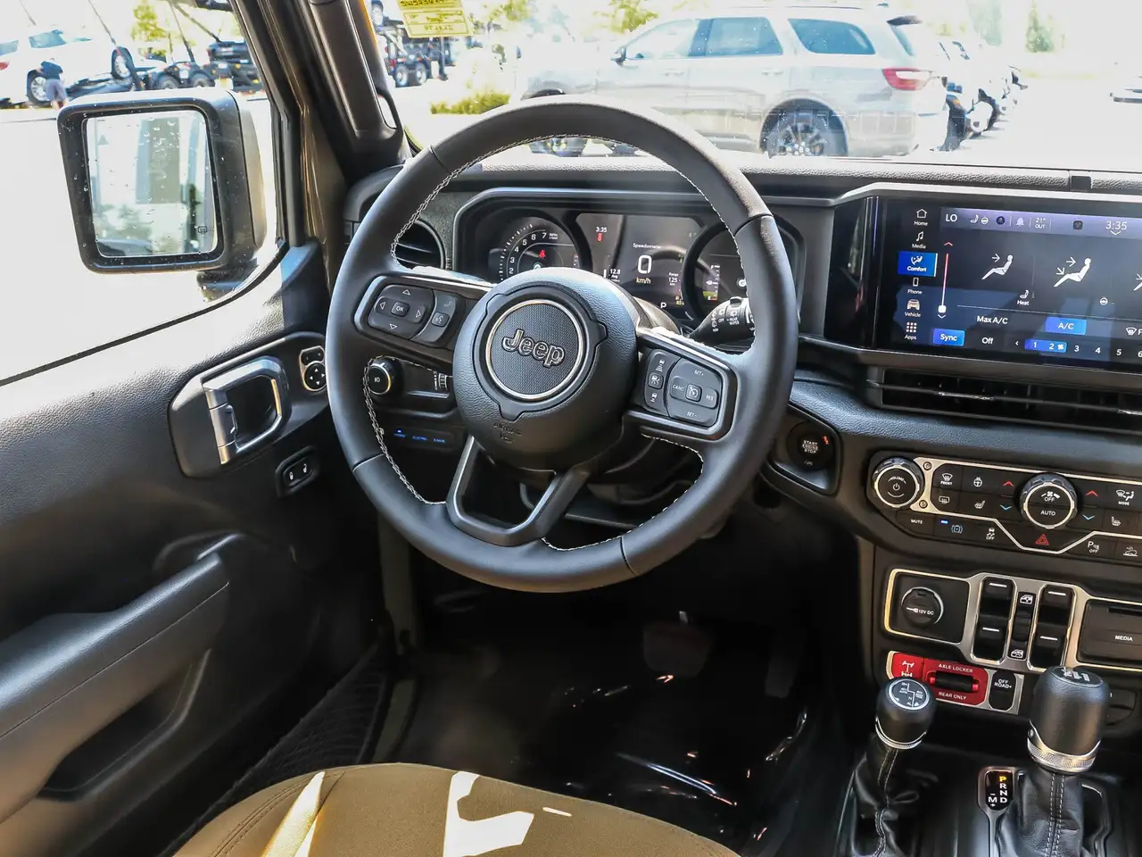 Jeep Wrangler снимка Jeep Wrangler