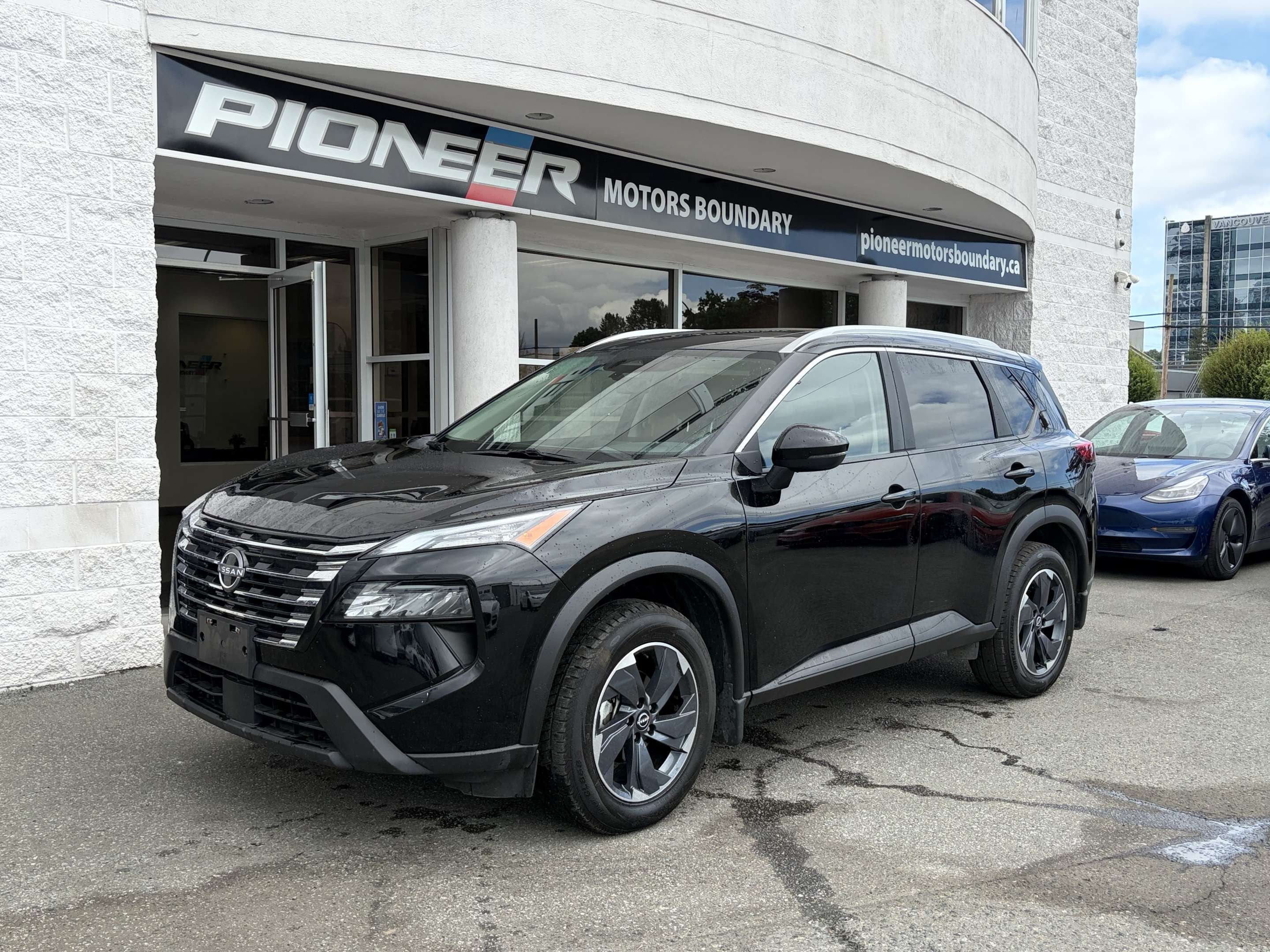 2026 Nissan Rogue SV Moonroof  AWD Family SUV