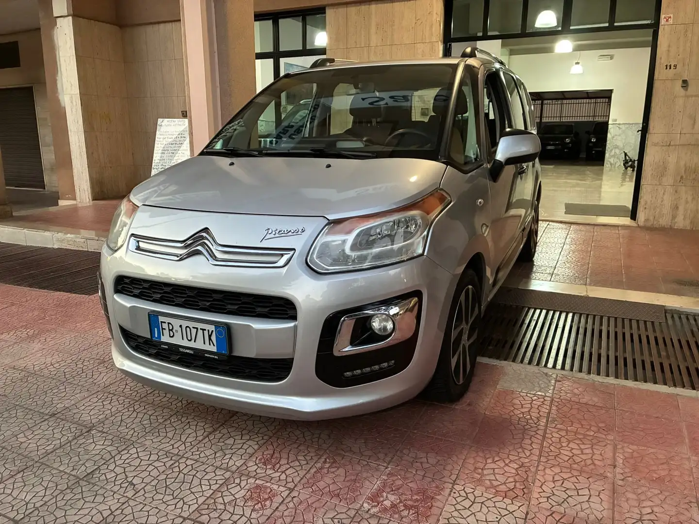 Citroen C3 Picasso Grigio - 1