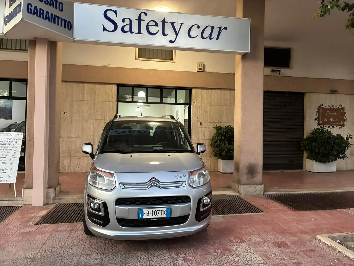 Citroen C3 Picasso Grigio - 2