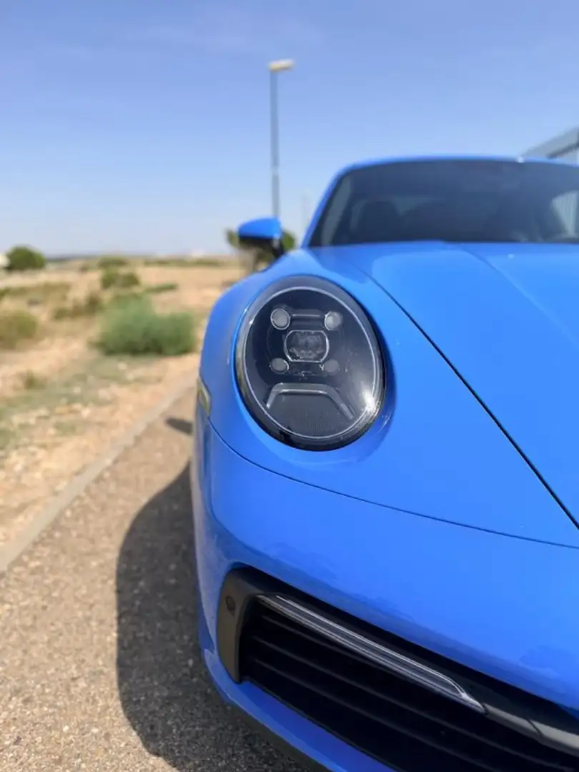 Porsche 992 Carrera 4S - 1