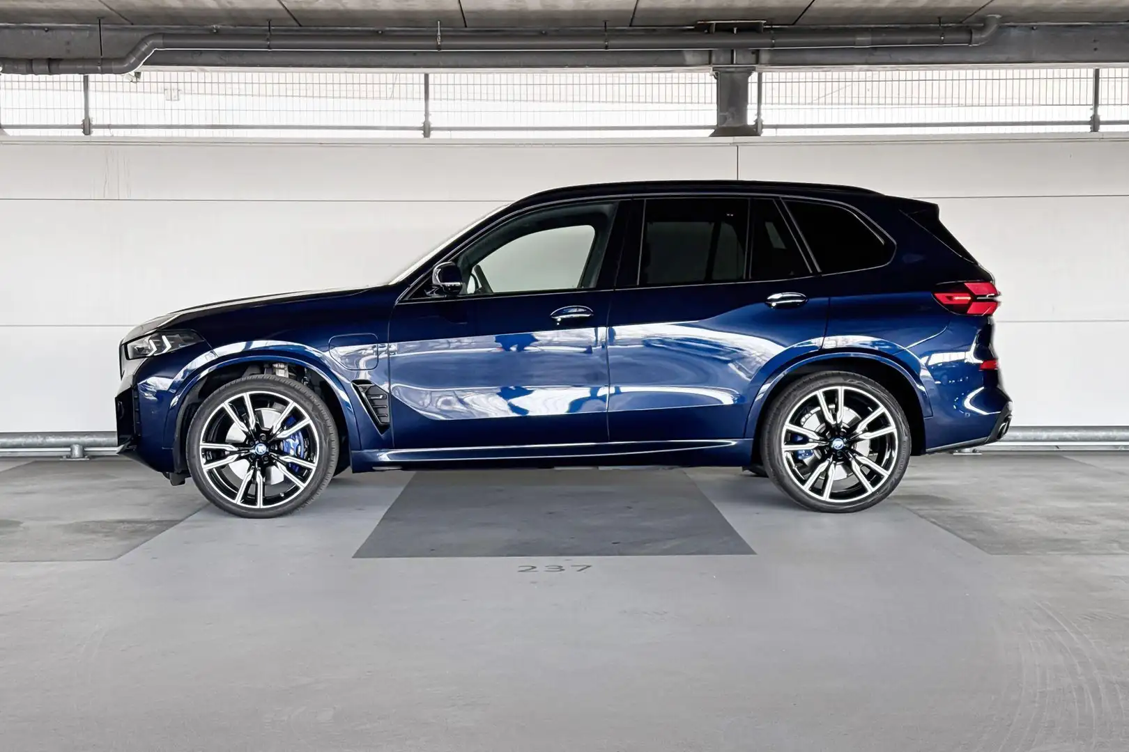 BMW X5 xDrive50e Launch Edition | Selections Blauw - 2