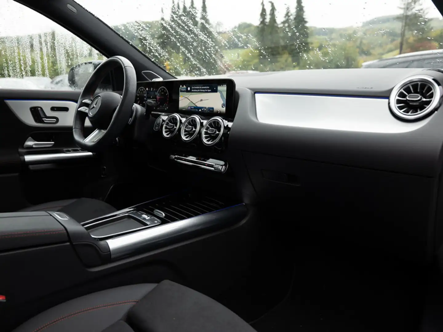 Mercedes-Benz GLA 220 4M AMG-Sport/MLB/Pano/Burm/Distr/Memo/19 Weiß - 2