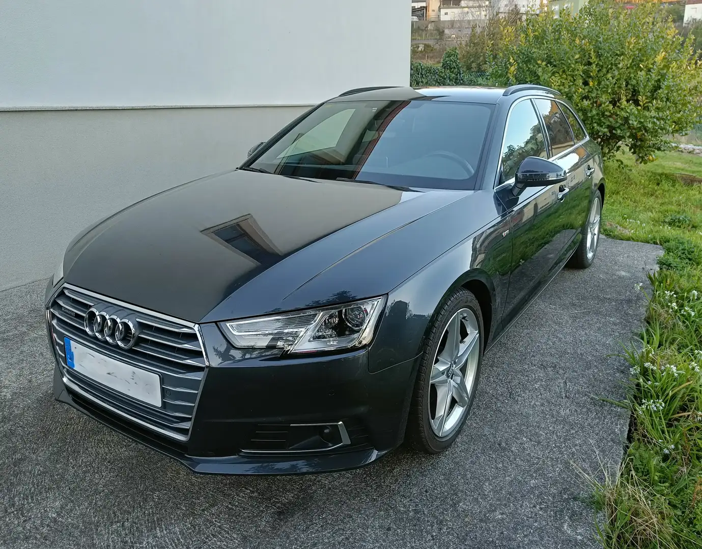 Audi A4 Audi A4 Avant Quattro Sline Gris - 2