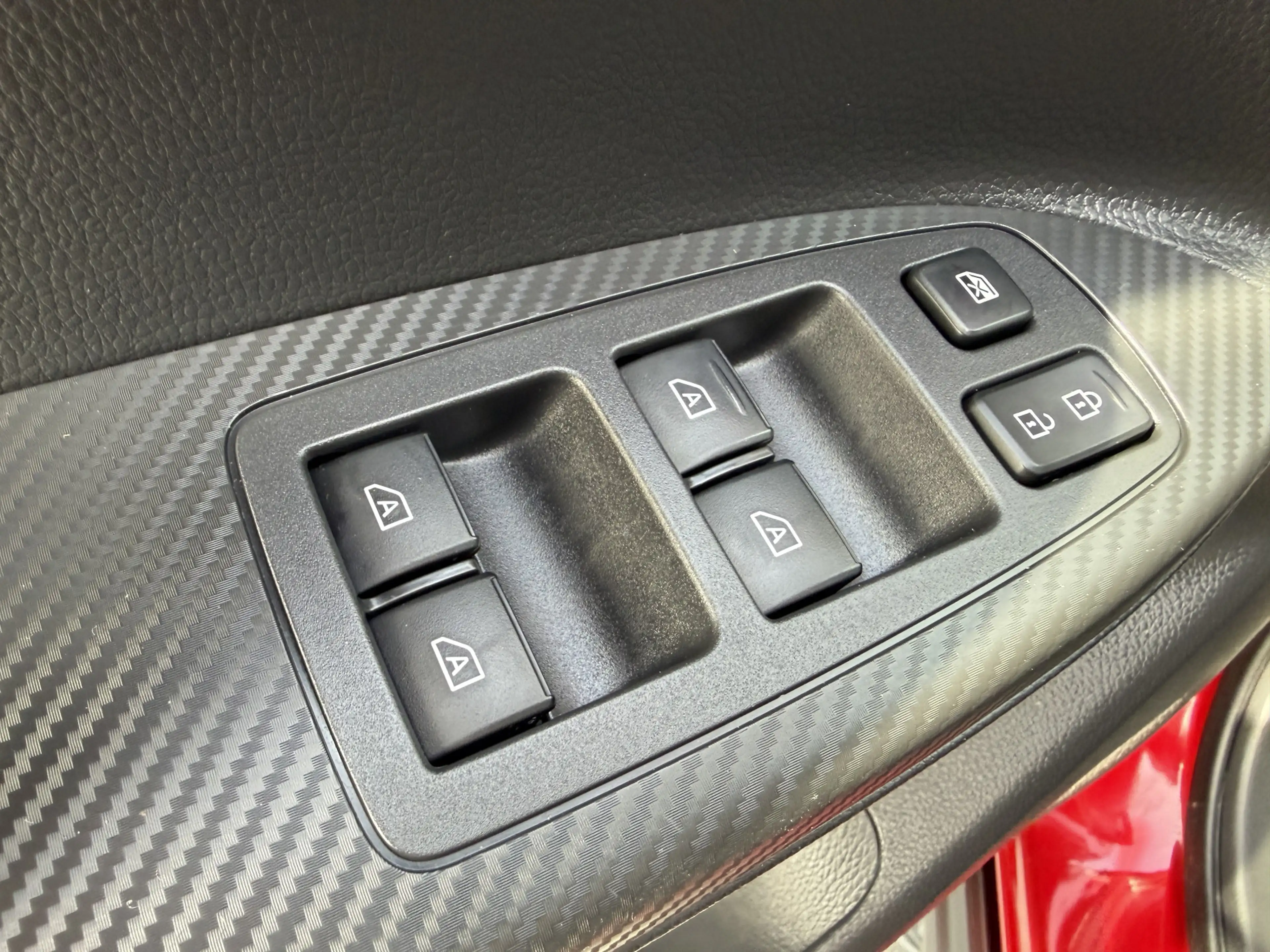 Mitsubishi Eclipse Cross 2.4 PHEV Intense+ | Trekhaak | Adaptive Cruise con — photo 36