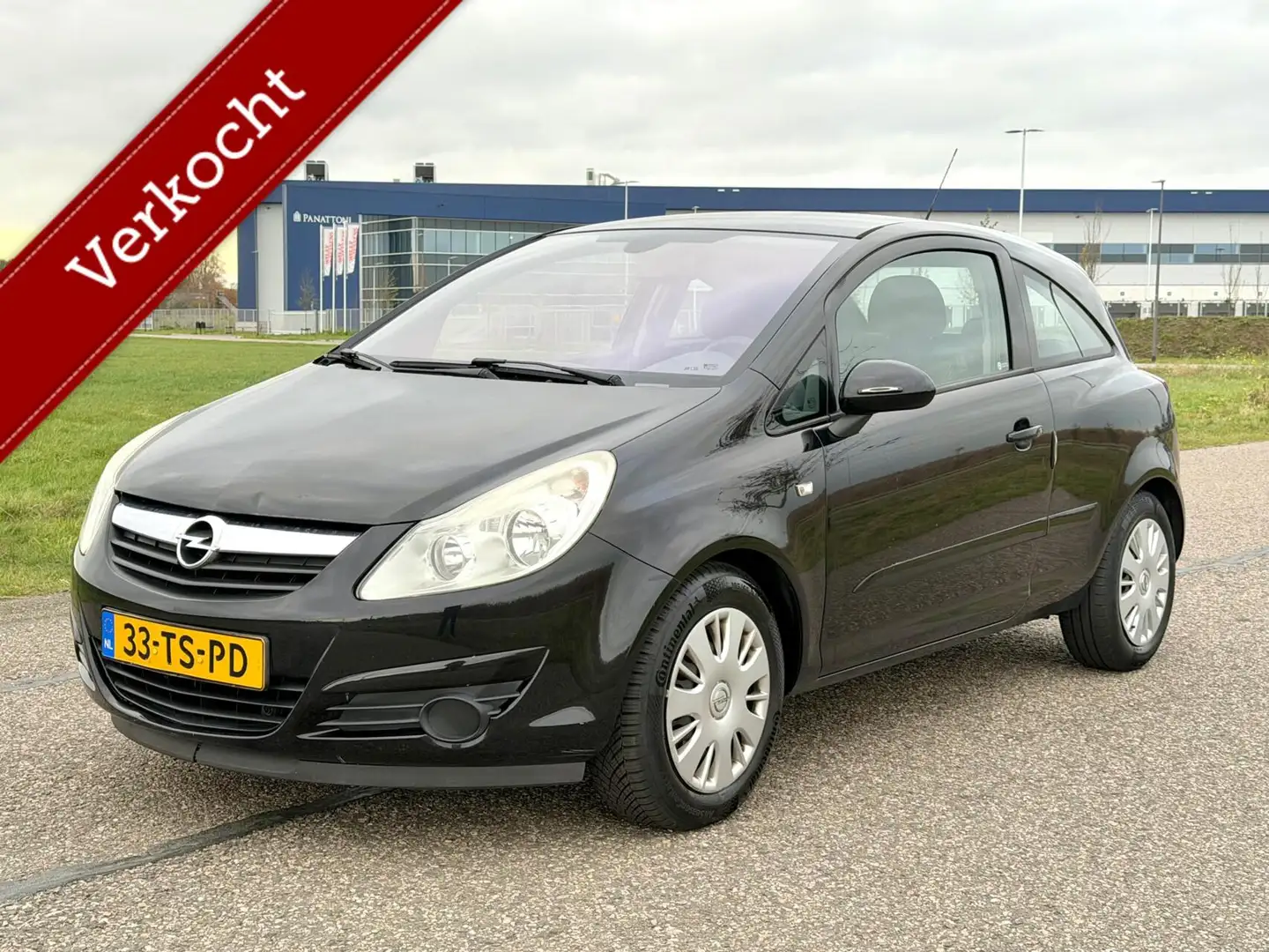 Opel Corsa 1.4-16V Cosmo | Automaat | 180.000 KM | NL auto Noir - 1