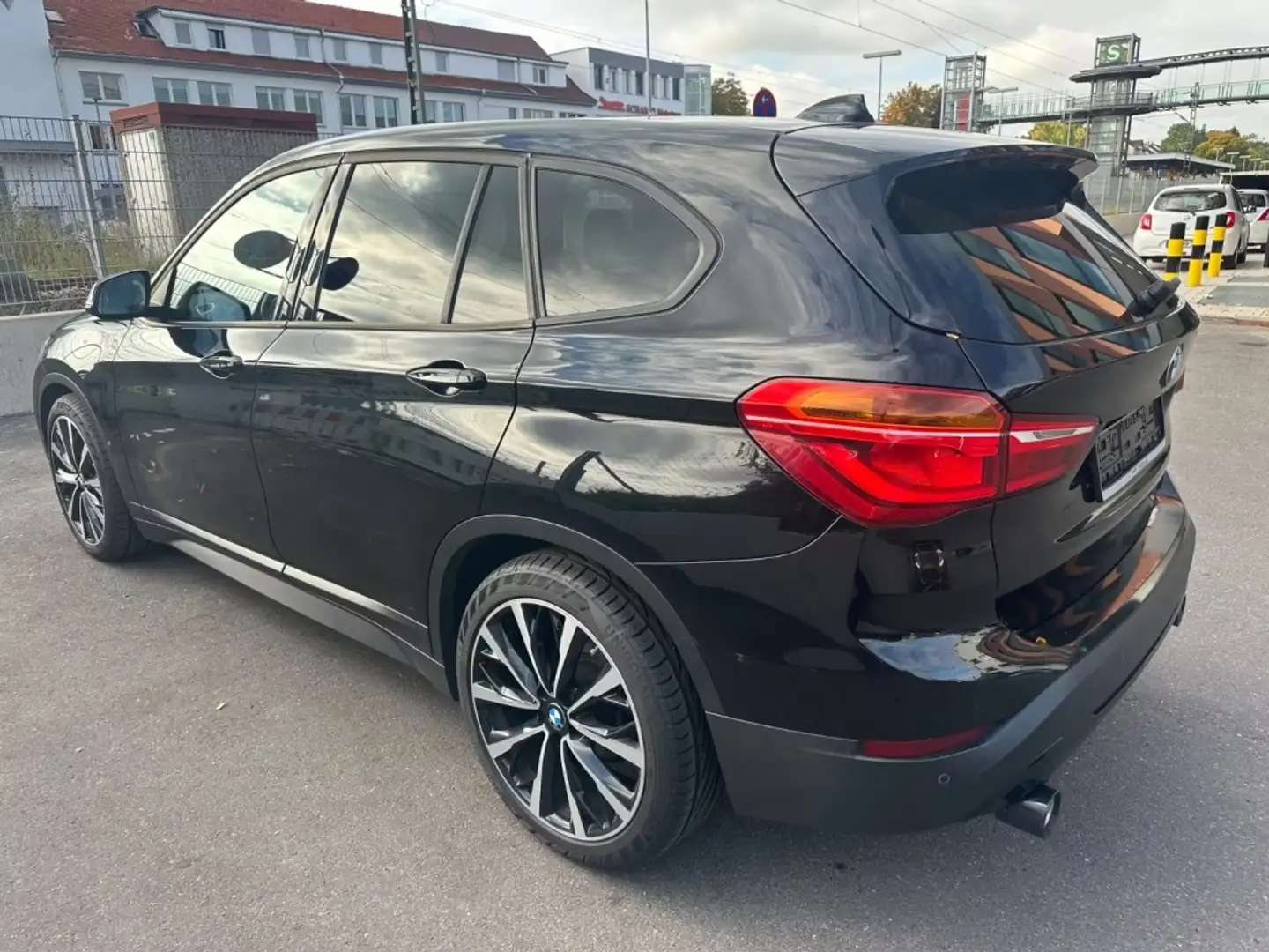 BMW X1 sDrive 18dA Business - 2