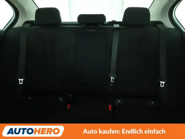 BMW 5 Series view 15
