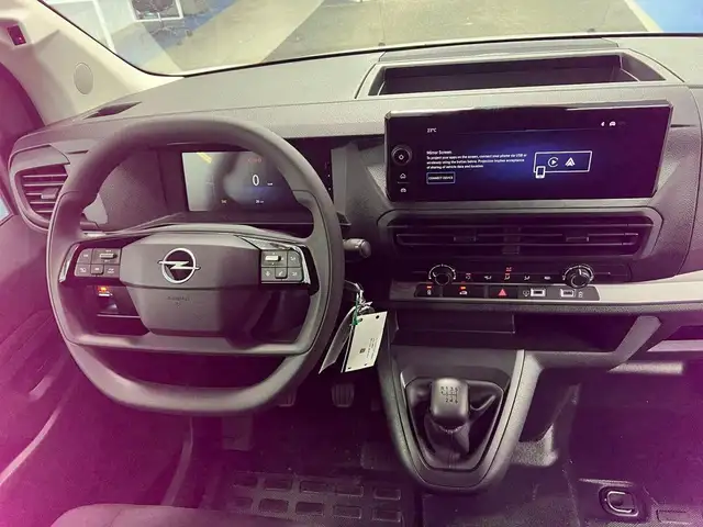 Opel Vivaro view 9