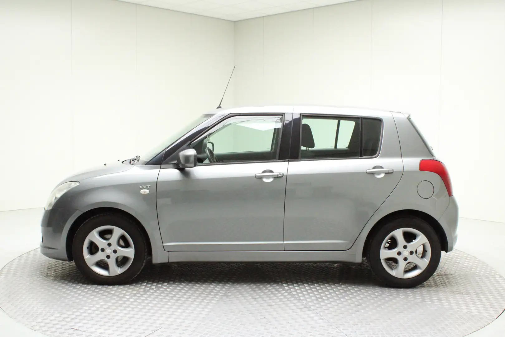 Suzuki Swift 1.5 GLS | Automaat | Airco / Radio CD / centrale v Gri - 2