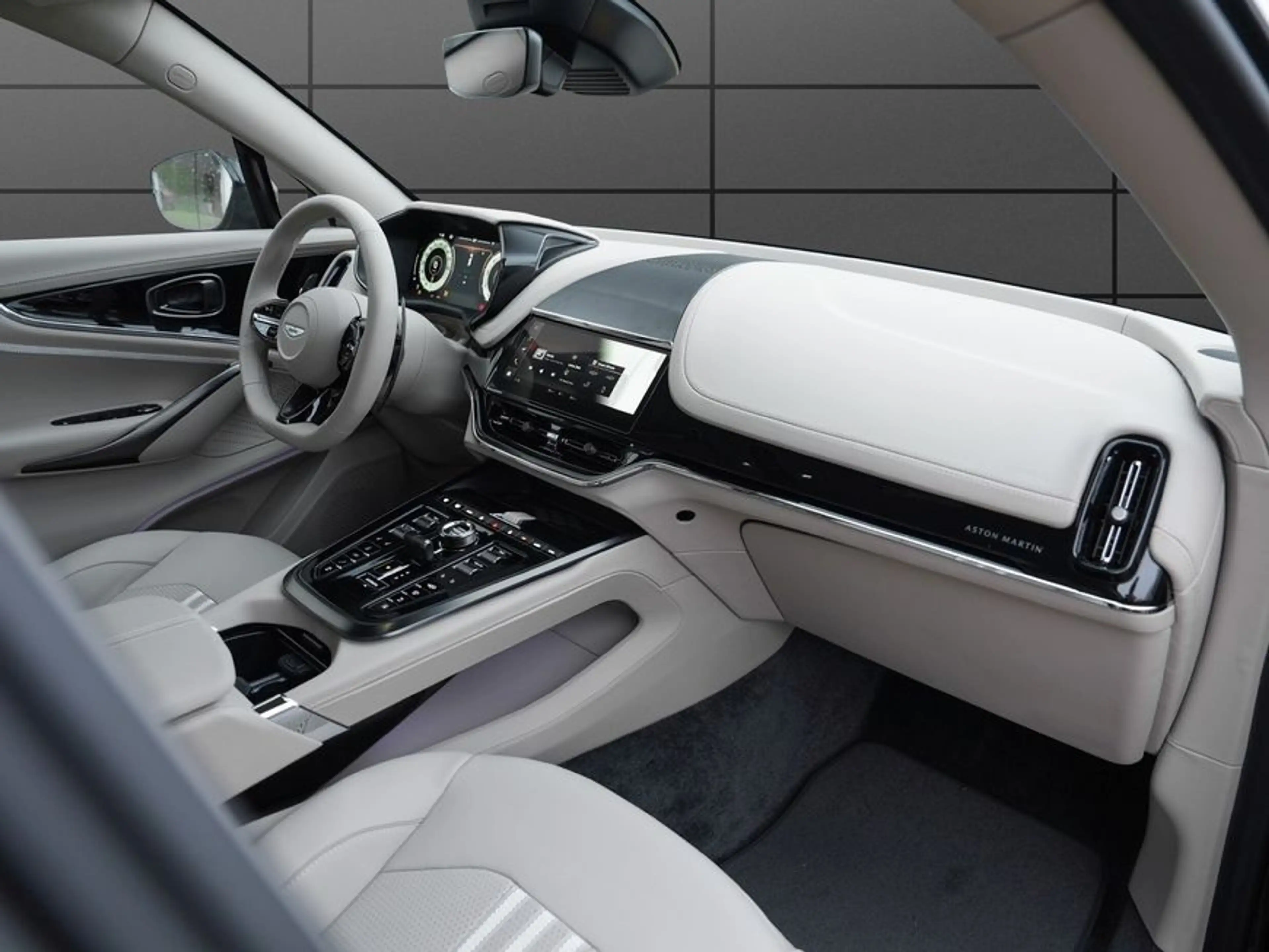 Aston Martin DBX 707 MJ 2025 — photo 15