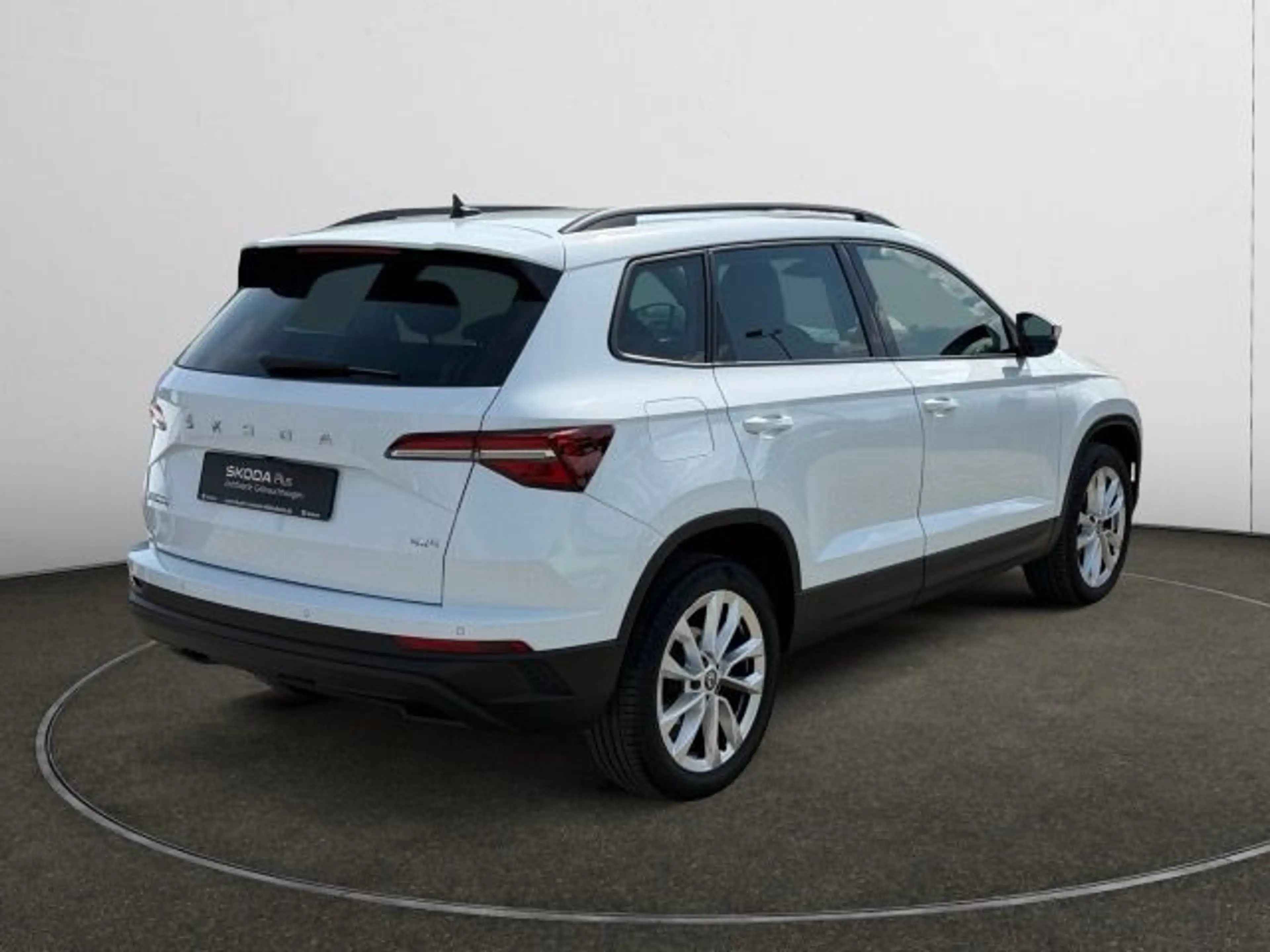 Skoda Karoq 2.0 TDI DSG 4x4 Style Navi,AHK,LM18 — photo 5