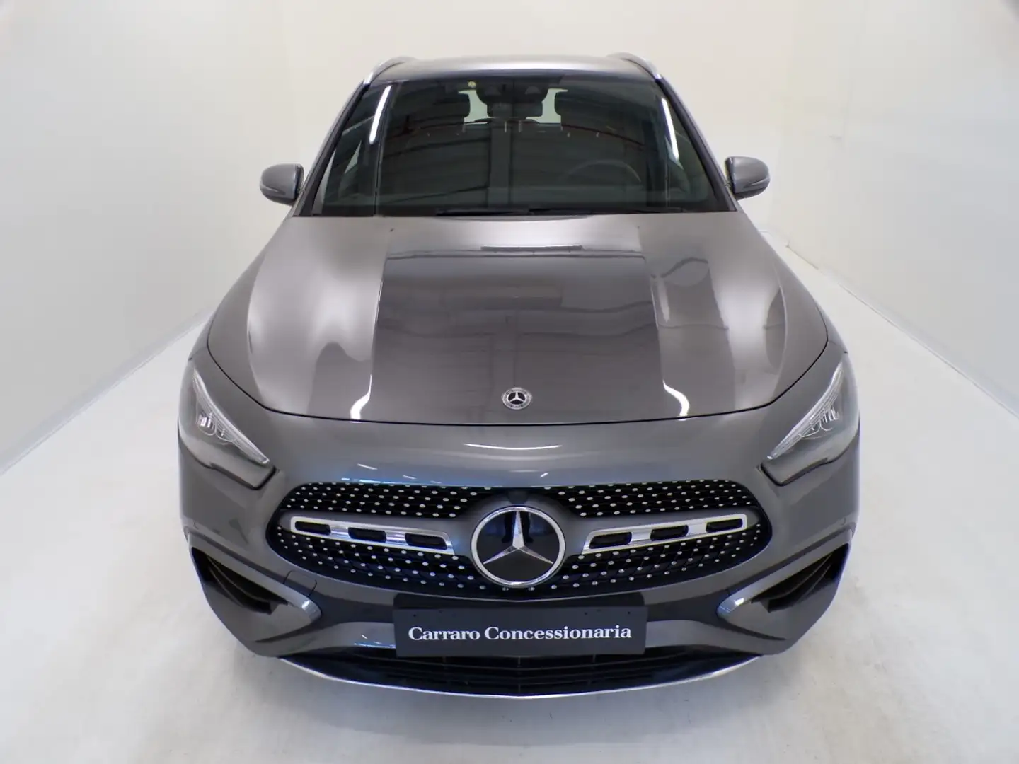 Mercedes-Benz GLA 180 - GLA 180 AMG Line Advanced Plus auto Grigio - 2