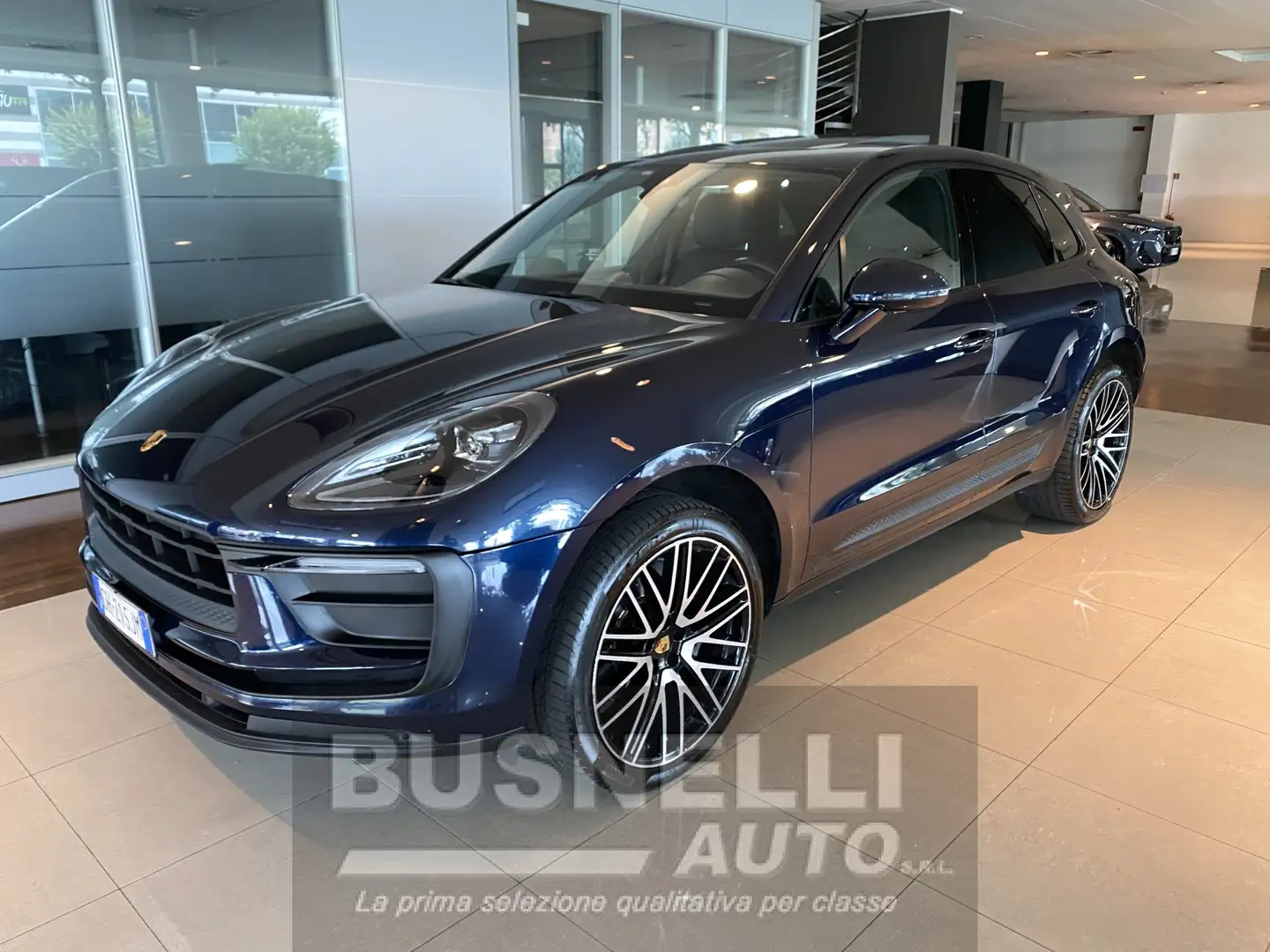 Porsche Macan 2.0 265CV PDK, TETTO PANORAMA APRIBILE, RESTYLING Blu/Azzurro - 1