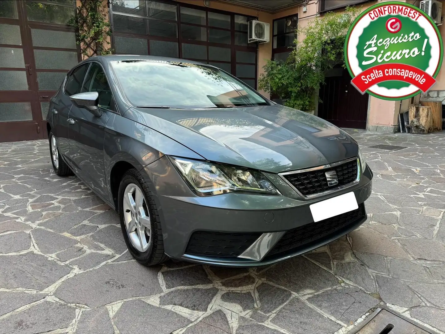 SEAT Leon 1.2 tsi Style 86cv Gris - 1