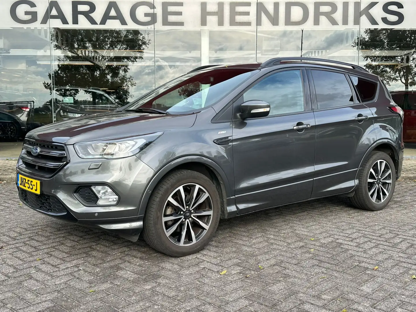 Ford Kuga 1.5 150pk ST Line | Trekhaak 200kg | Navi | Climat Gris - 1