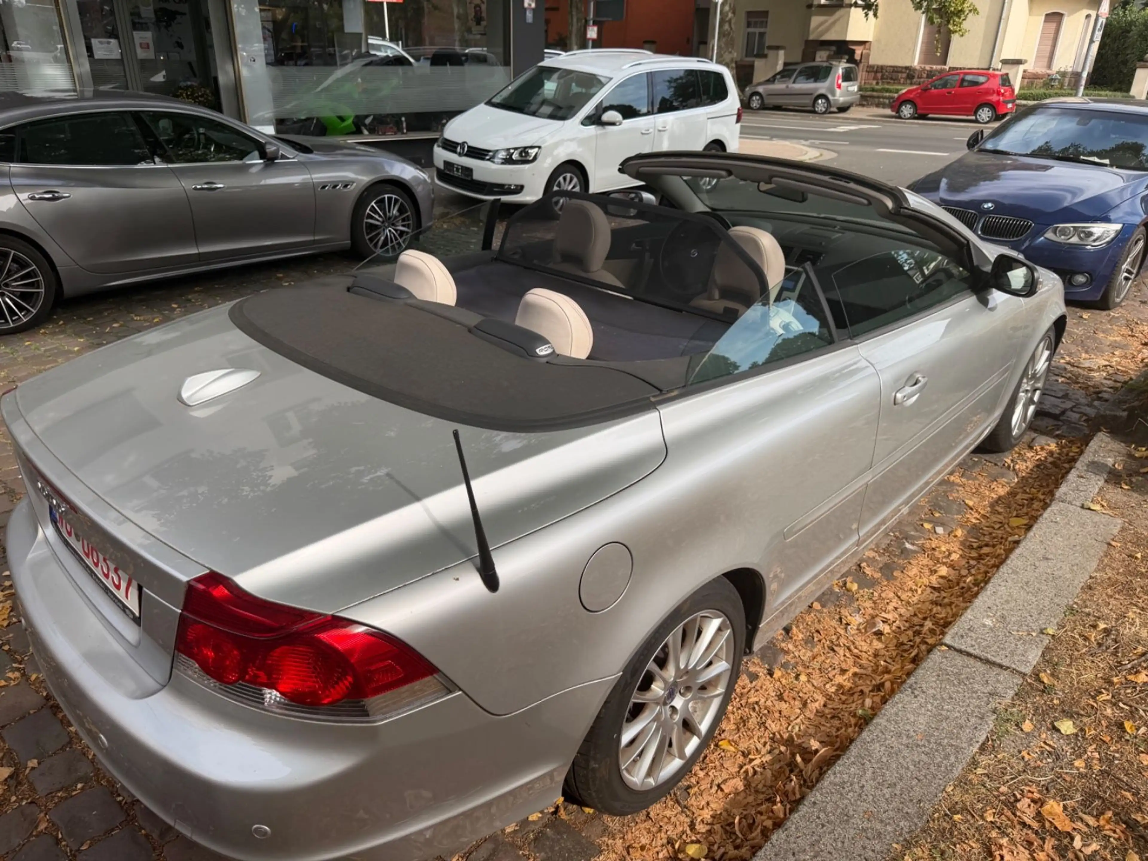 Volvo C70 Cabriolet D5 Summum — photo 5