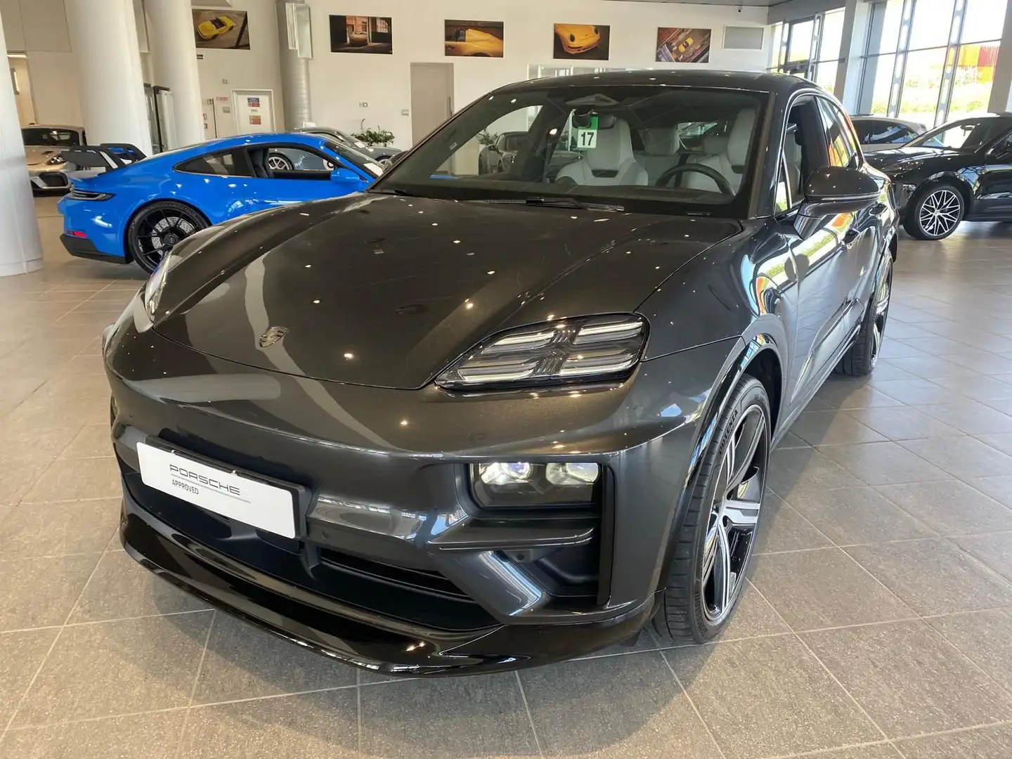 Porsche Macan Macan Turbo BEV 639 cv - IVA Esposta Grigio - 1