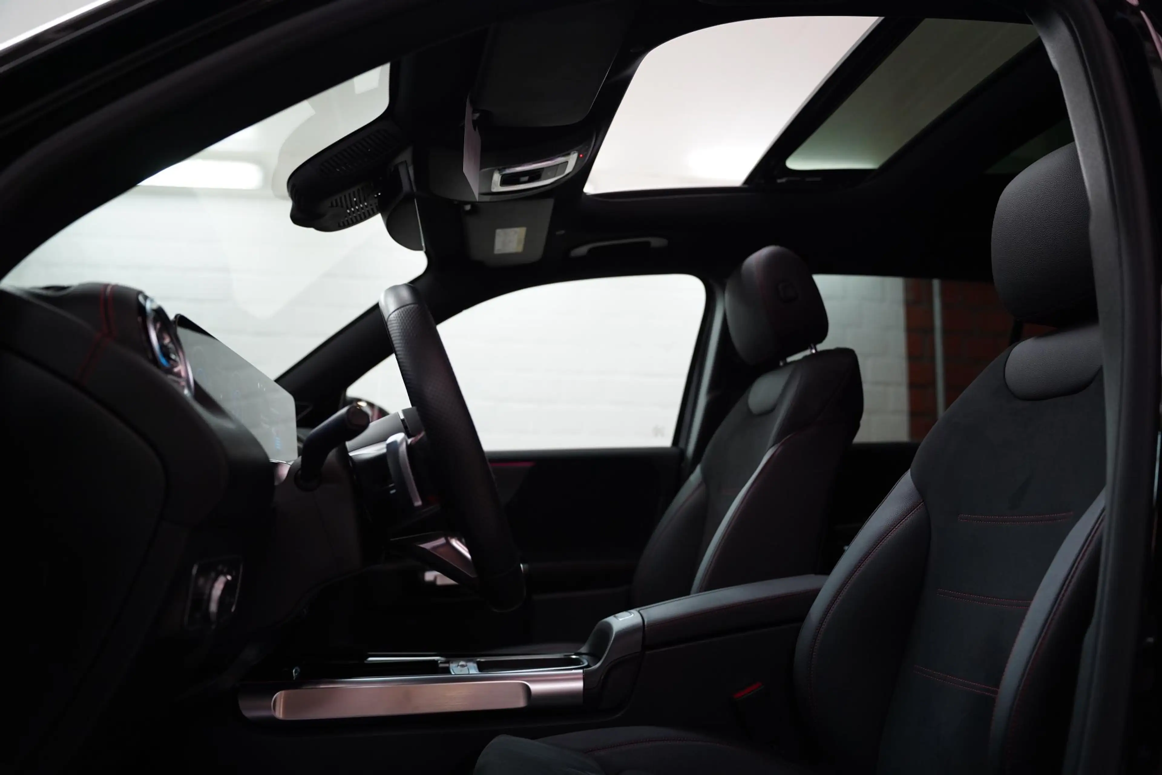 Mercedes-Benz EQB 250 250+ Business Solution AMG 71 kWh |Panoramisch sch — photo 11