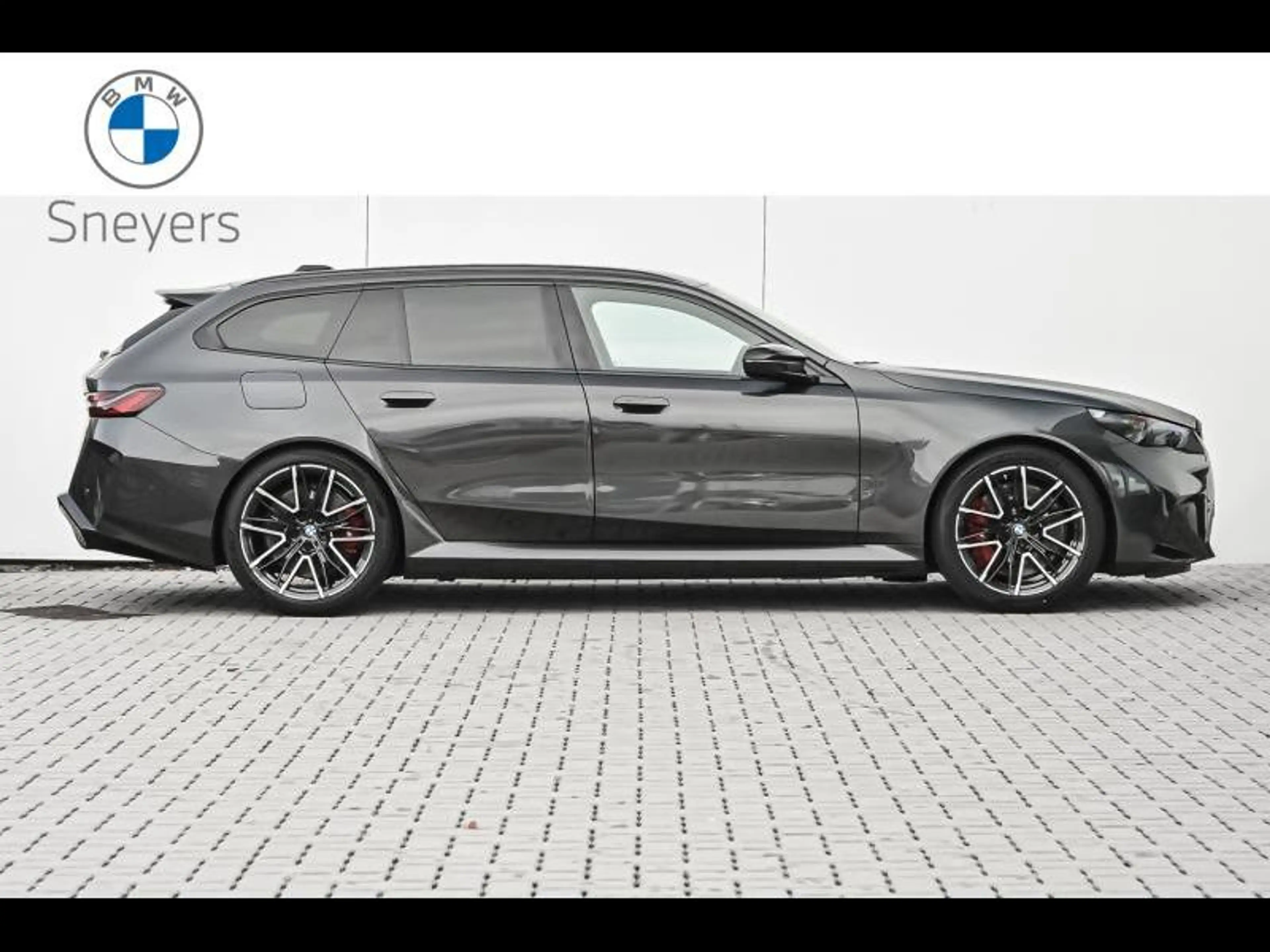 BMW M5 Touring — photo 3