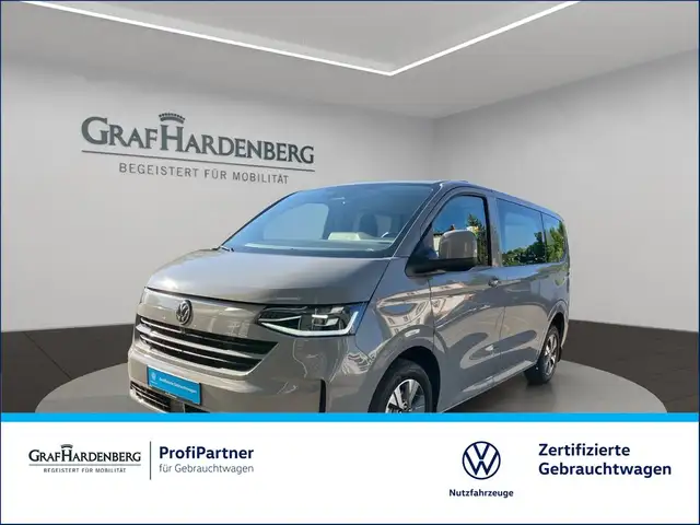 Volkswagen T7 Kombi