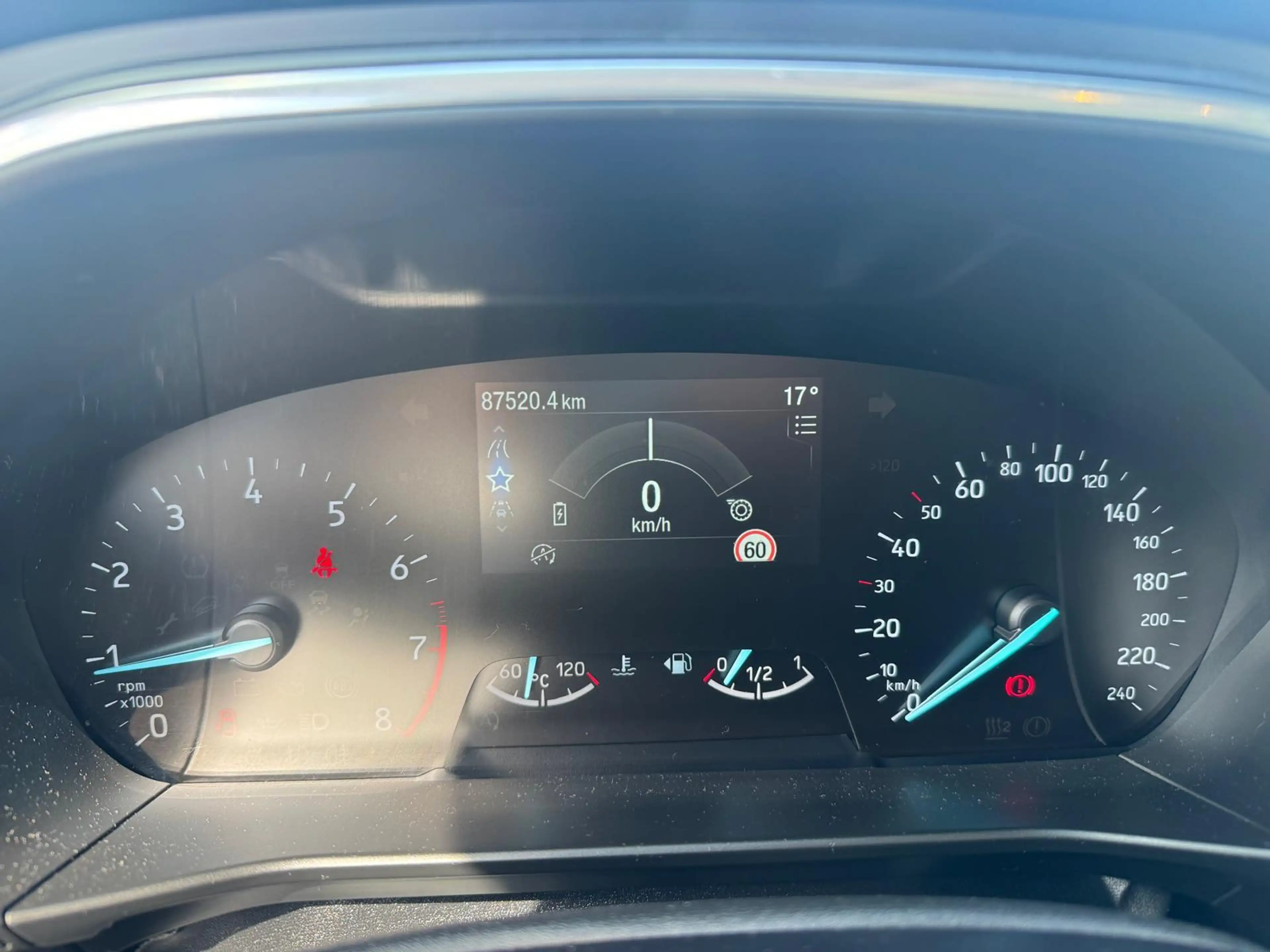 Ford Focus Wagon 1.0 EcoBoost Hybrid Titanium X | Cruise Ctrl — photo 11