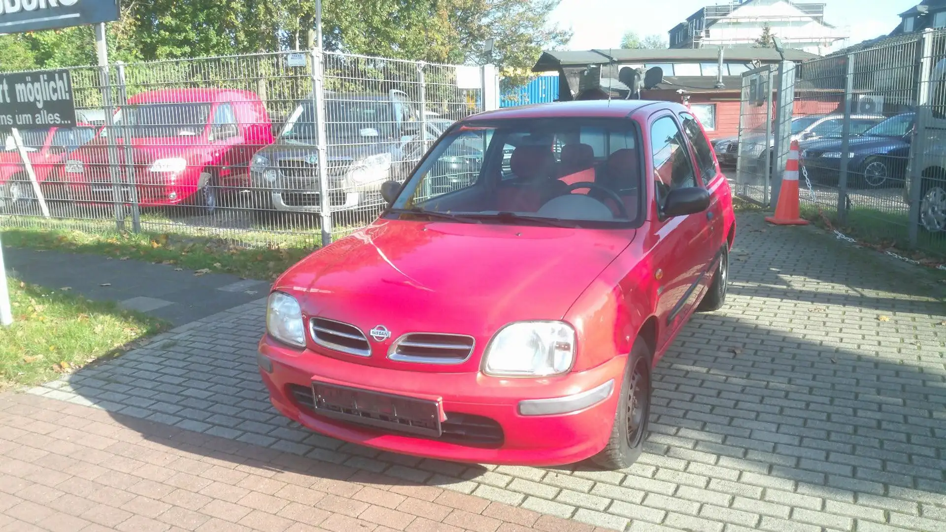 Nissan Micra Style/ Automatik/ 5  Sitzer/ Top Fahrzeug! Rouge - 1