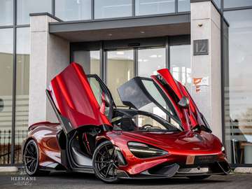 4.0 V8 / MSO / FULL Carbon / Roof Scoop / Clubspor