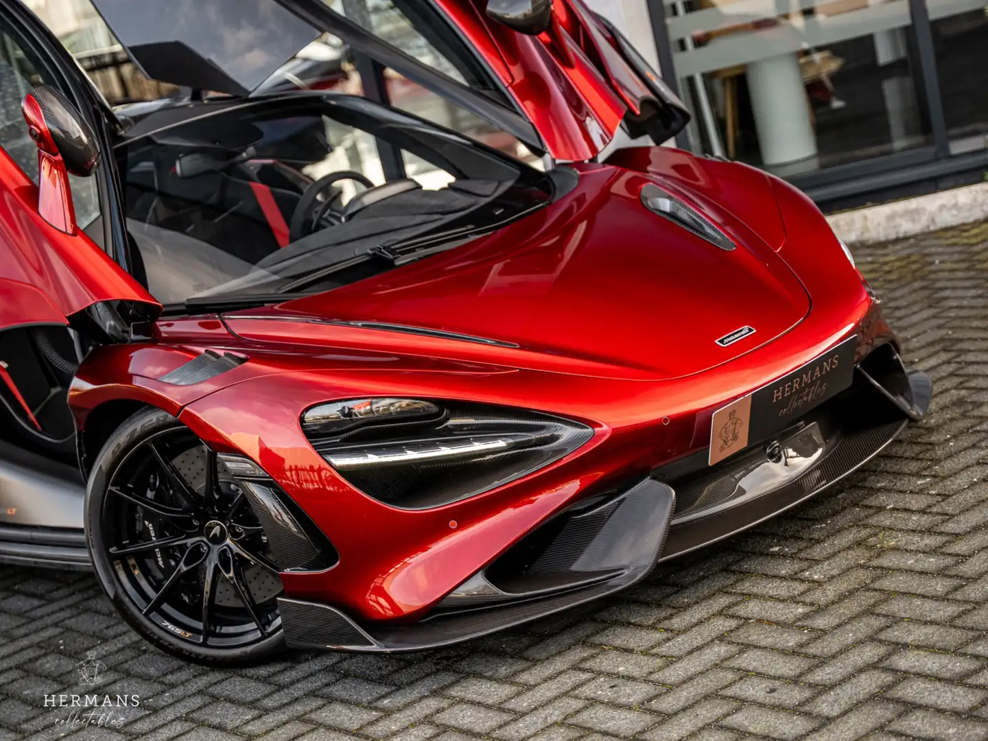 McLaren 765LT Coupe 4.0 V8 / MSO / FULL Carbon / Roof Scoop / Clubspor Rot - 2