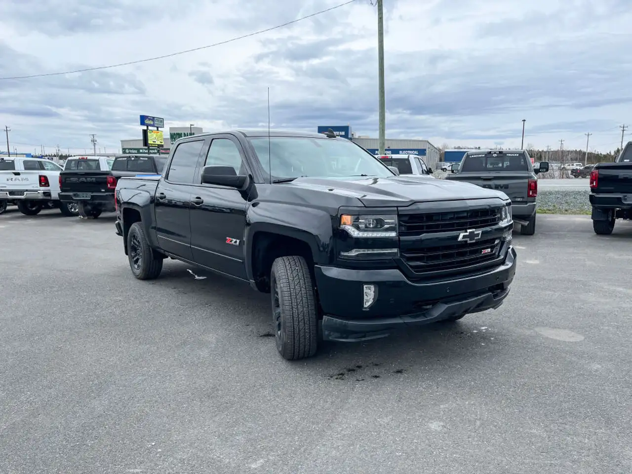 Chevrolet Silverado 1500 снимка Chevrolet Silverado 1500