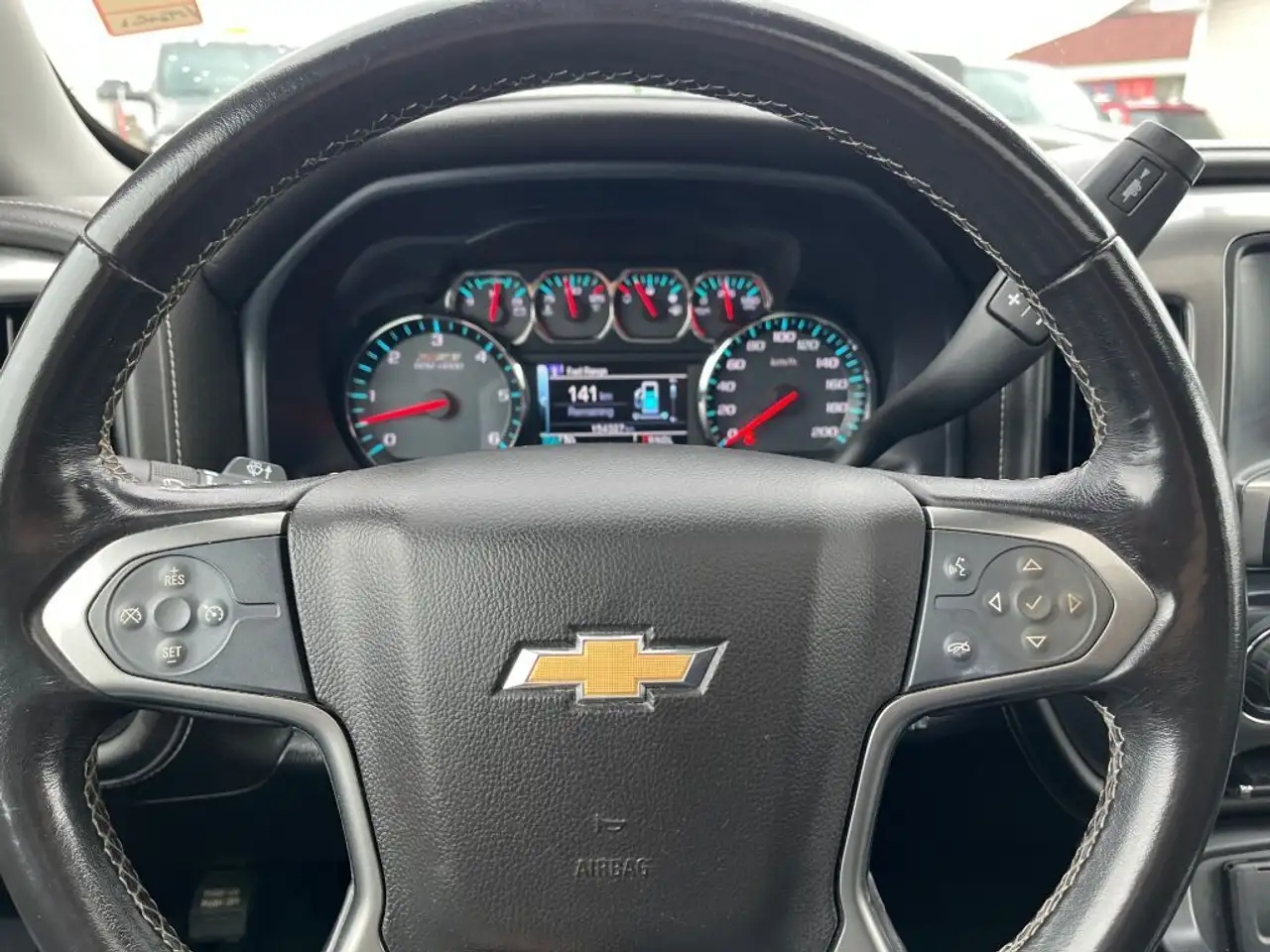 Chevrolet Silverado 1500 снимка Chevrolet Silverado 1500