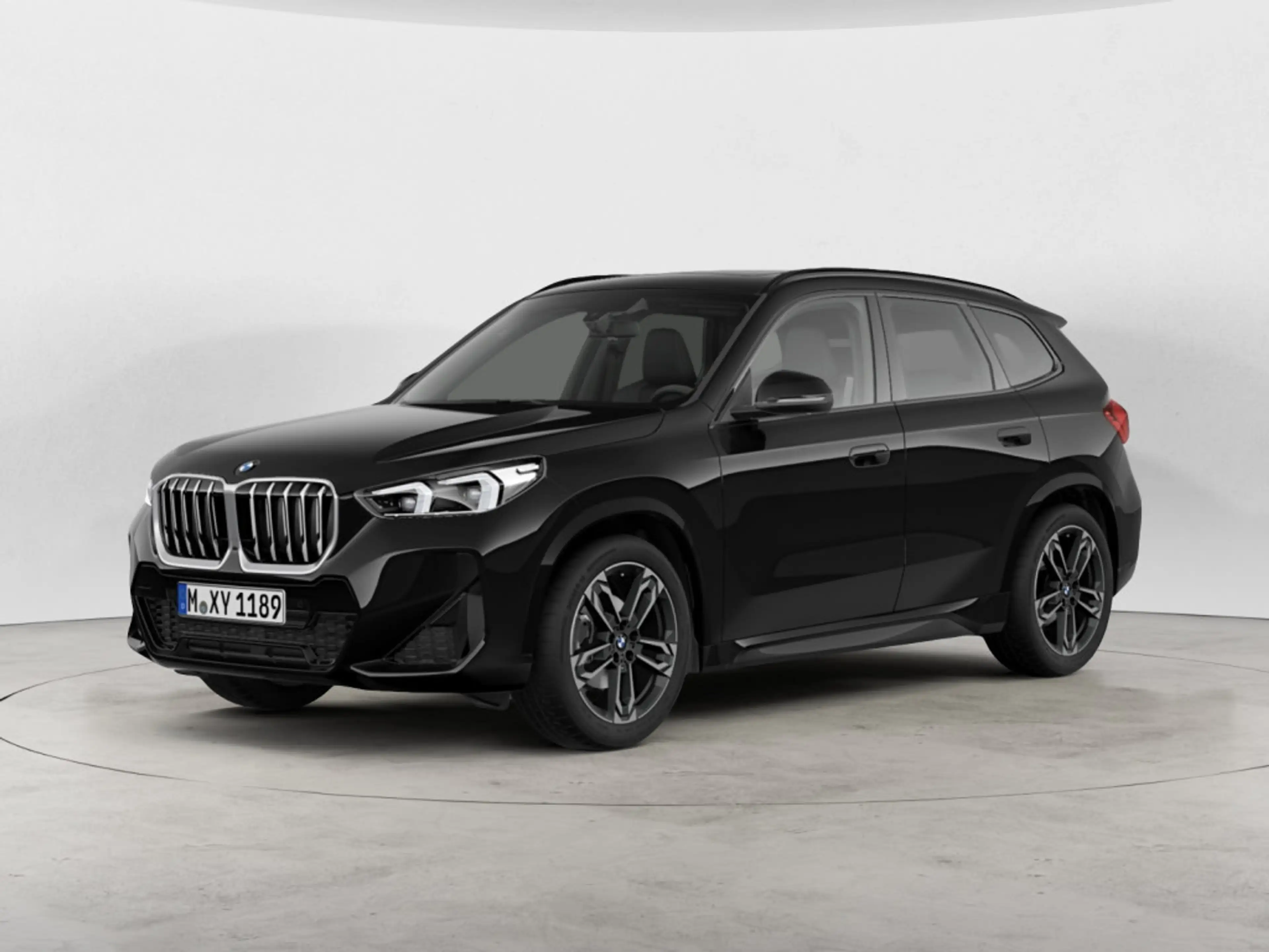 BMW X1 sDrive 18i M-Sport PANO LED NAVI KAMERA — photo 2