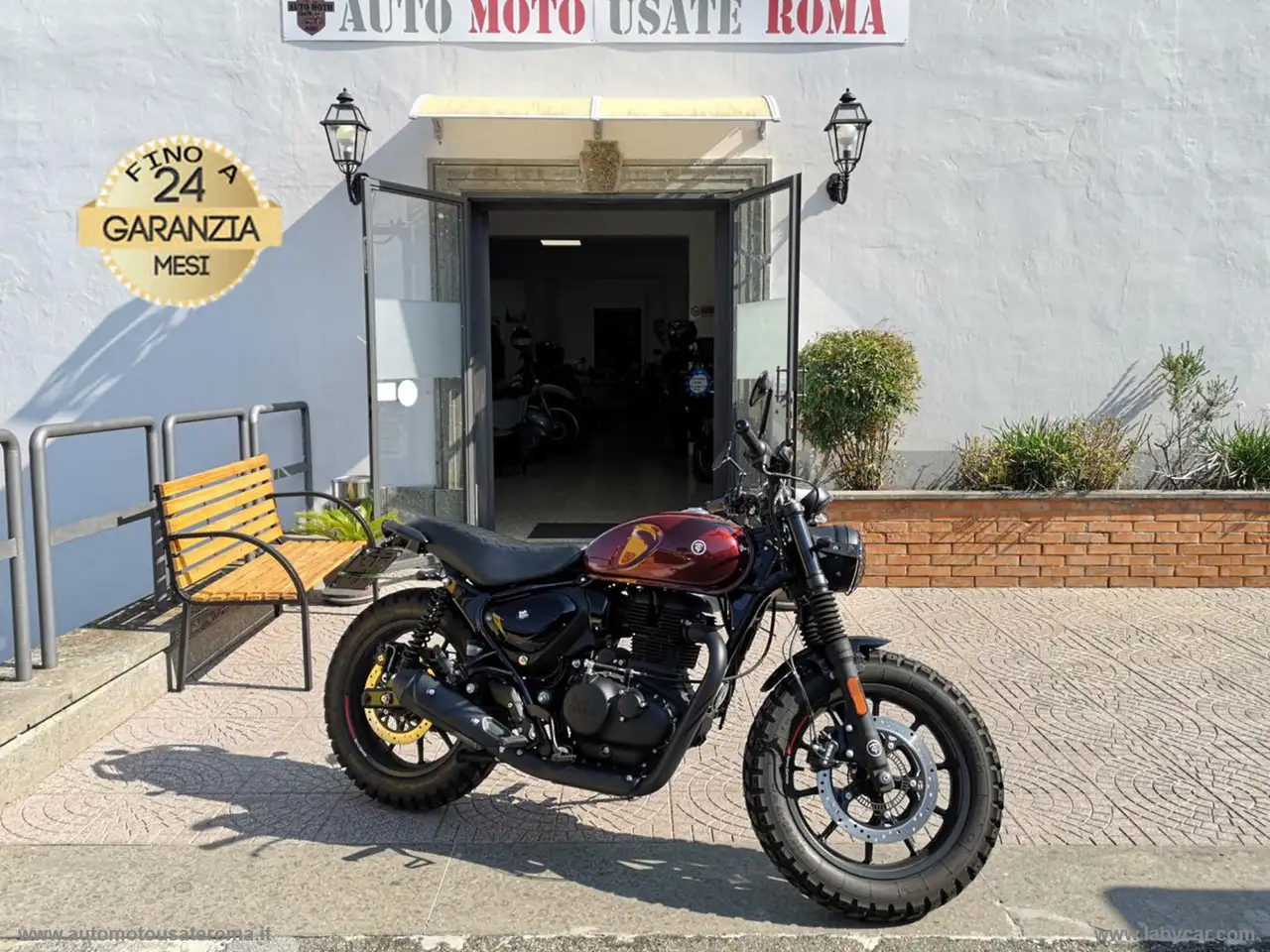 Royal Enfield HNTR350