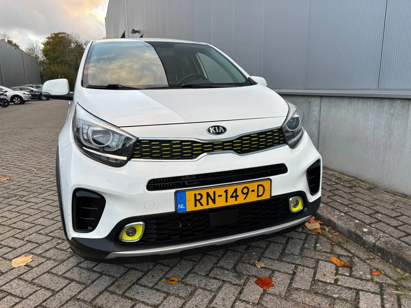 Kia Picanto 1.0 T-GDI X-Line Camera / Navigatie Wit - 2