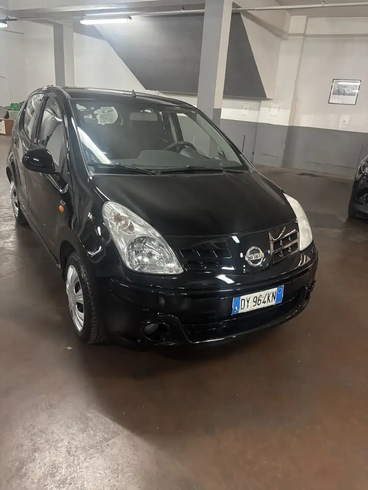 Nissan Pixo