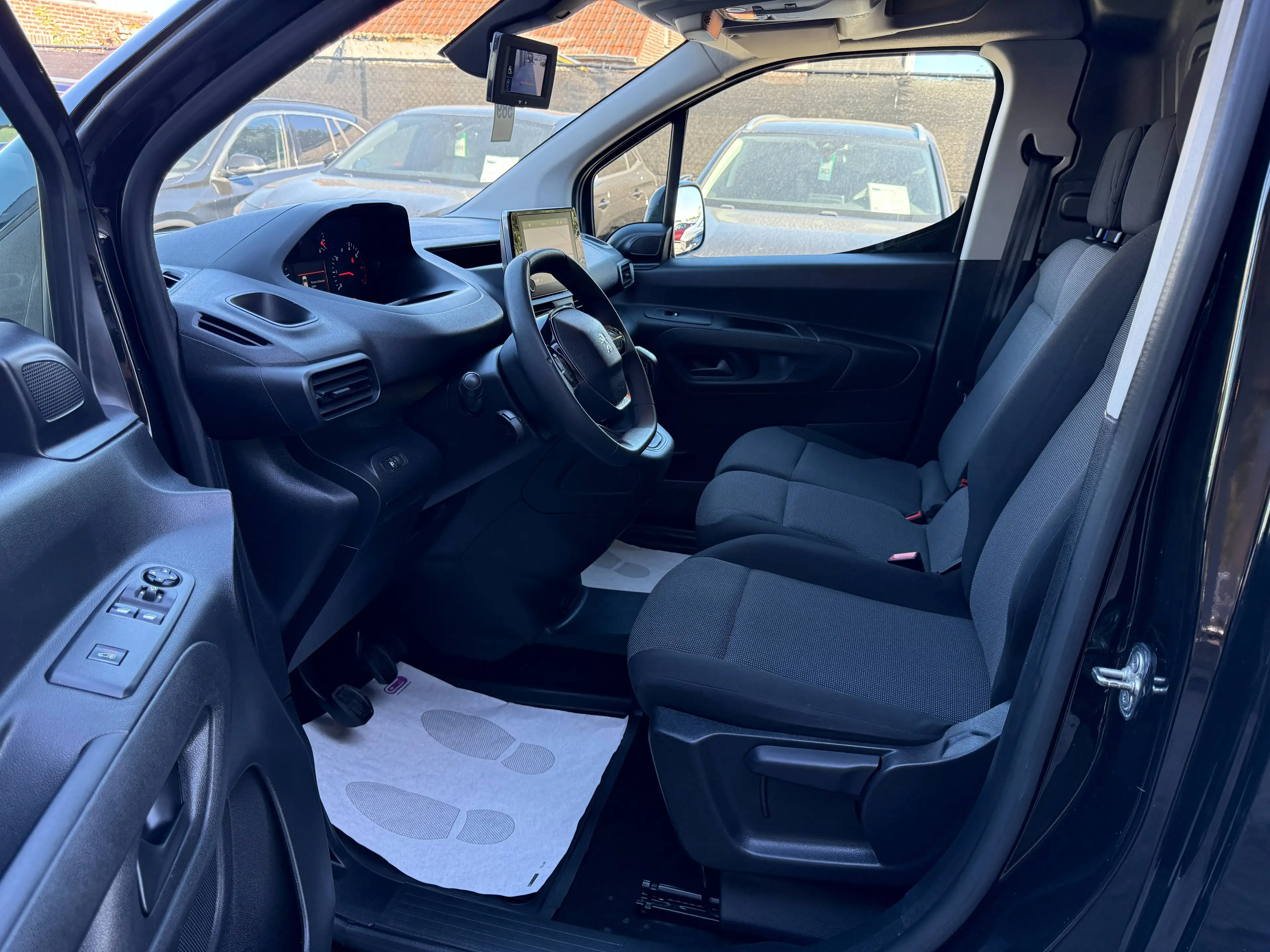 Peugeot Partner 1.5 BLUEHDI 3 ZIT 102PK NAVIGATIE CAMERA CARPLAY PDC BLUETOOTH AIRCO — photo 12