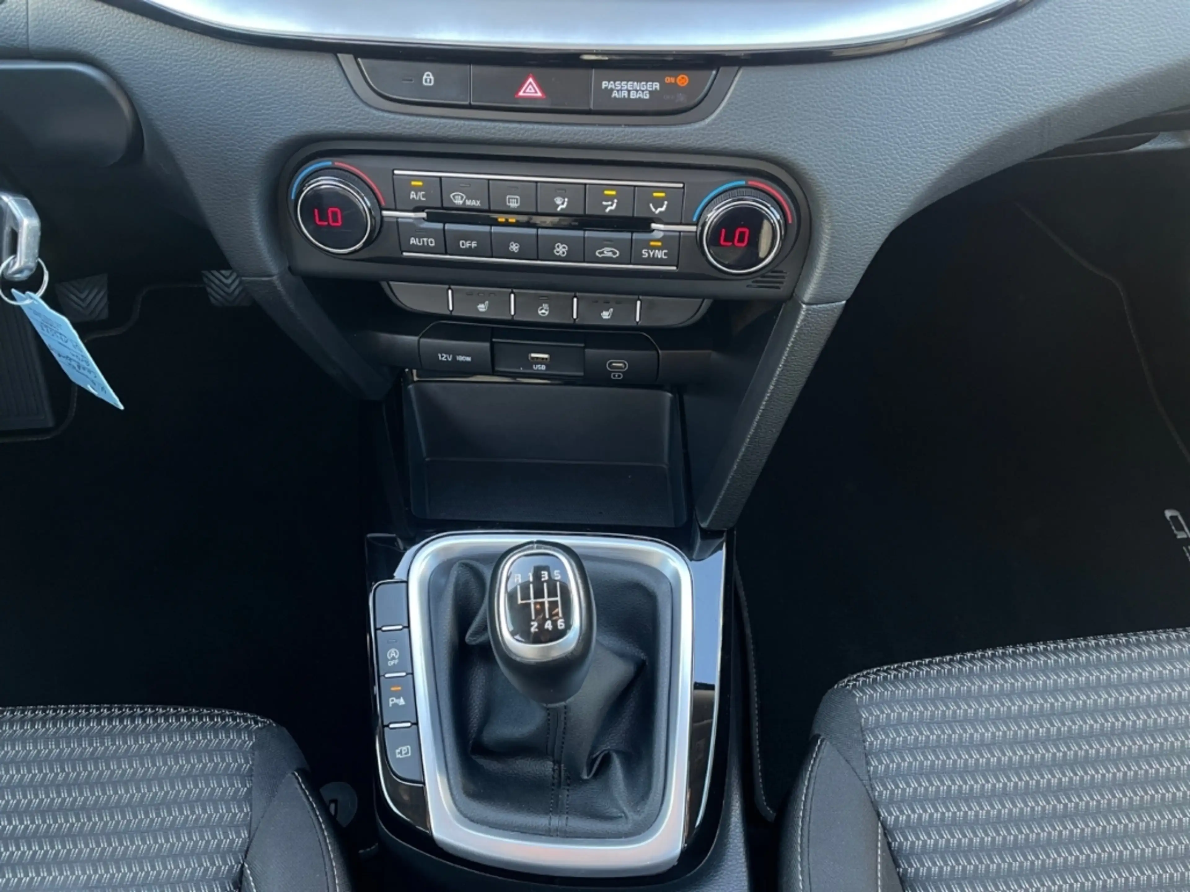 Kia Ceed / cee'd Vision 1.0T-Gdi Klimaautom PDC SHZ Temp Apple CarP — photo 11