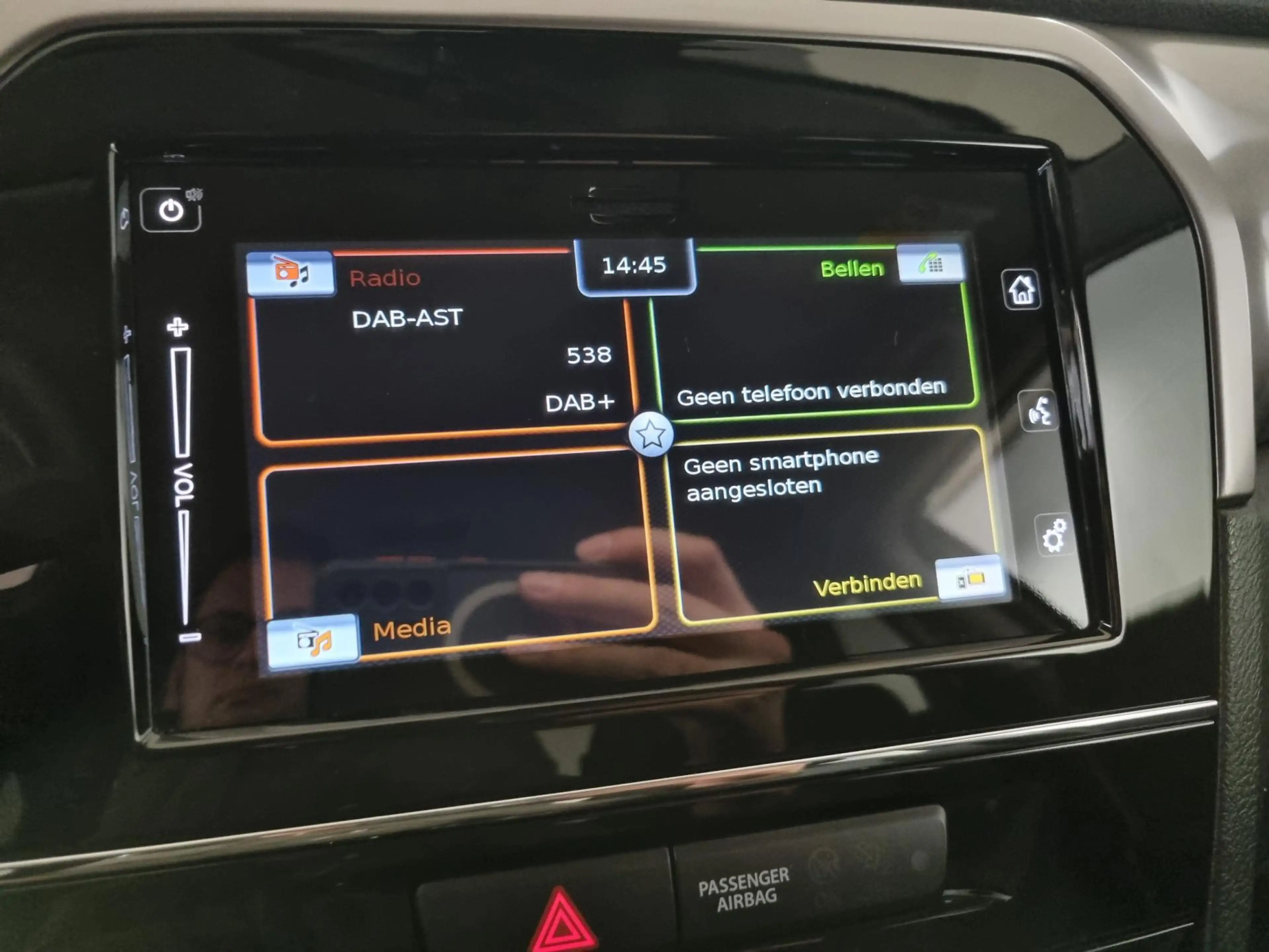 Suzuki Vitara 1.4 Boosterjet Select Smart Hybrid — photo 13