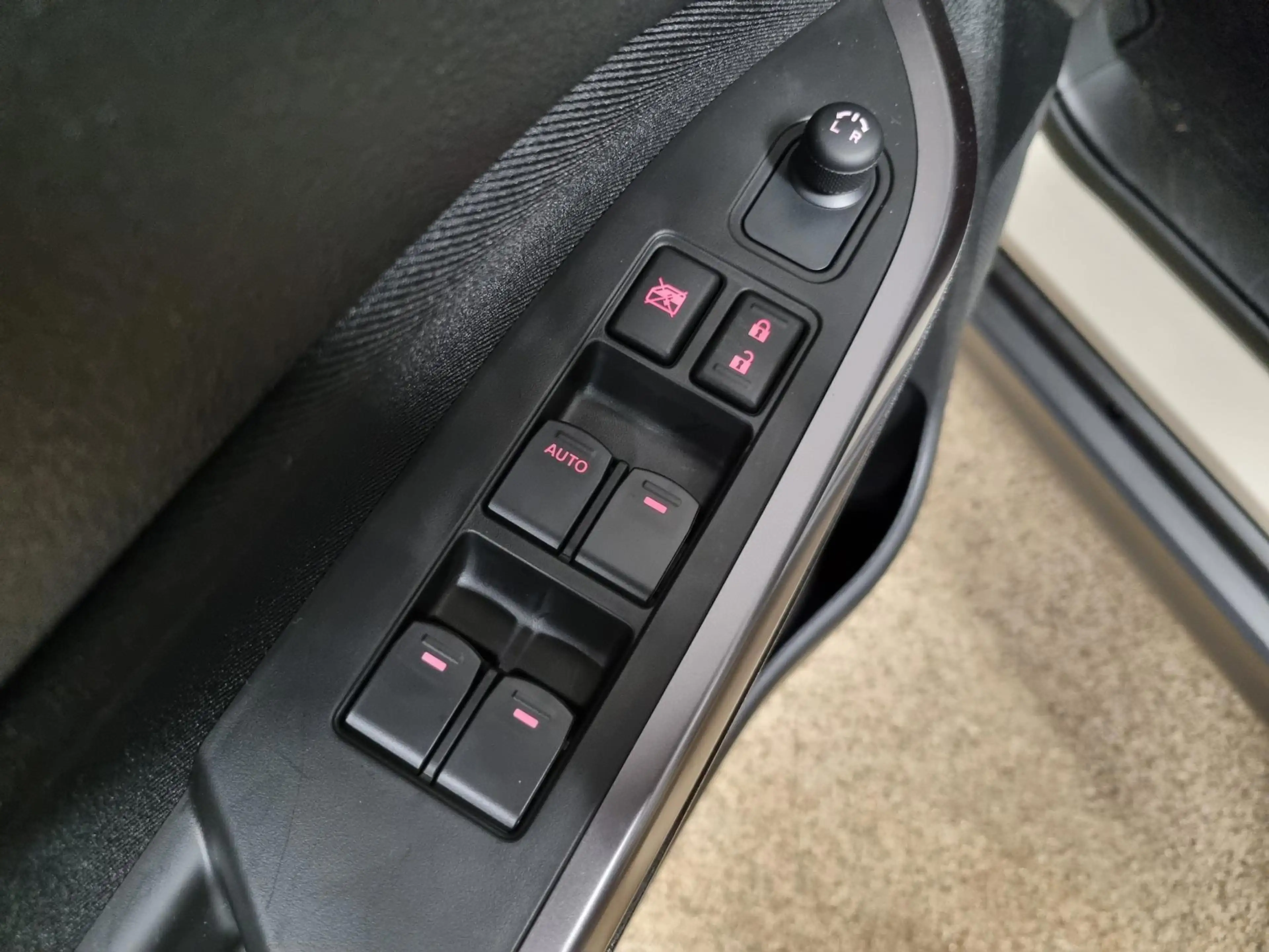 Suzuki Vitara 1.4 Boosterjet Select Smart Hybrid — photo 11