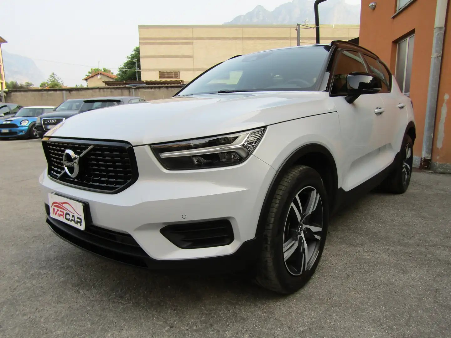 Volvo XC40 2.0 T4 R-Design Geartronic * 61.000 KM REALI * Wit - 1