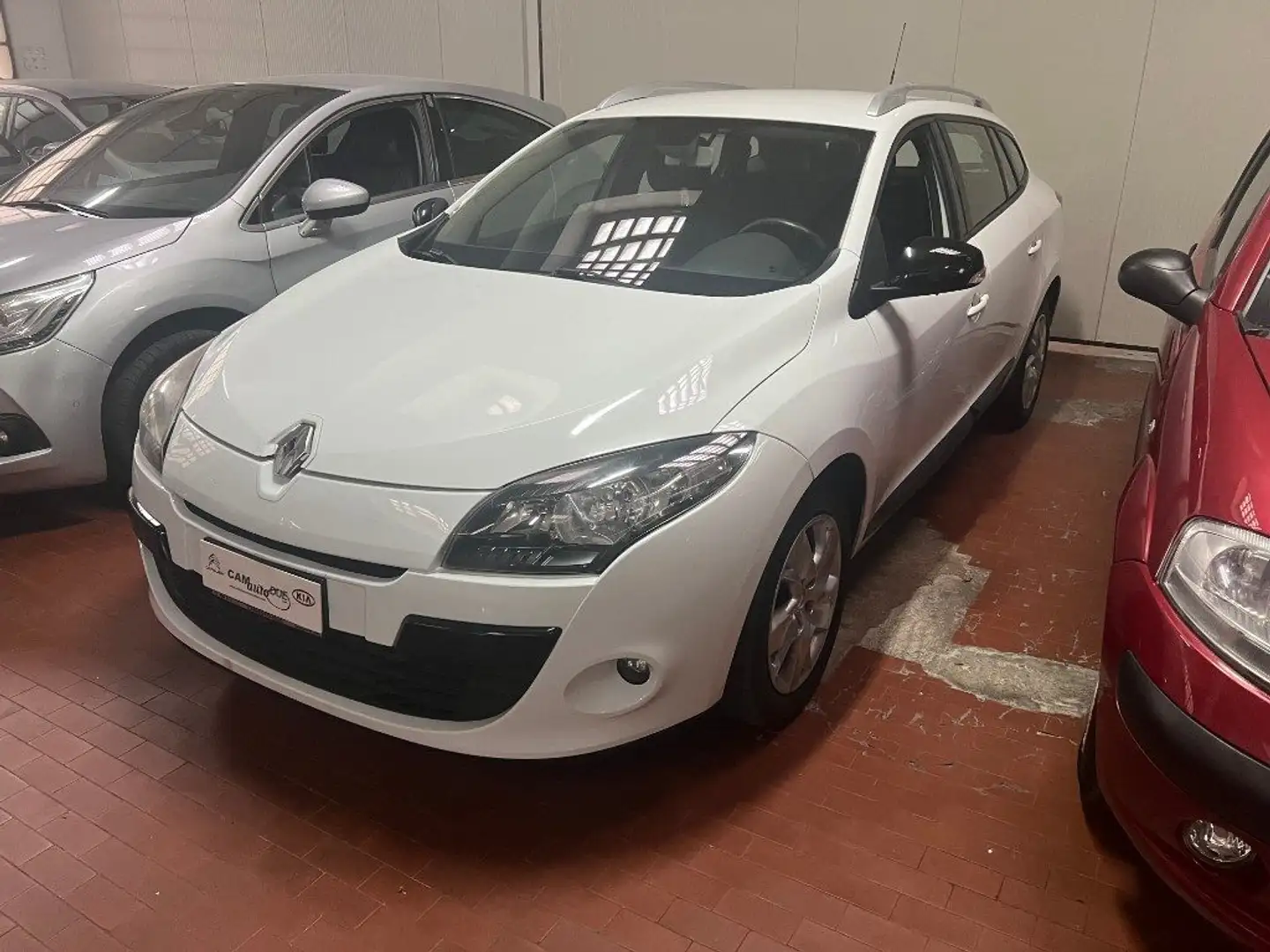 Renault Megane Mégane 1.6 dCi 130CV S&S SporTour Bose bijela - 1