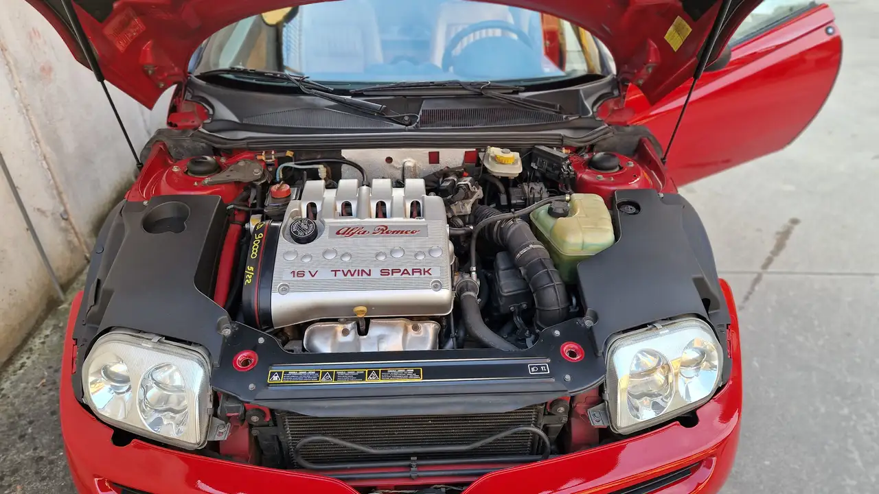 Alfa Romeo Spider 2.0 ts 16v L 150cv, foto 5