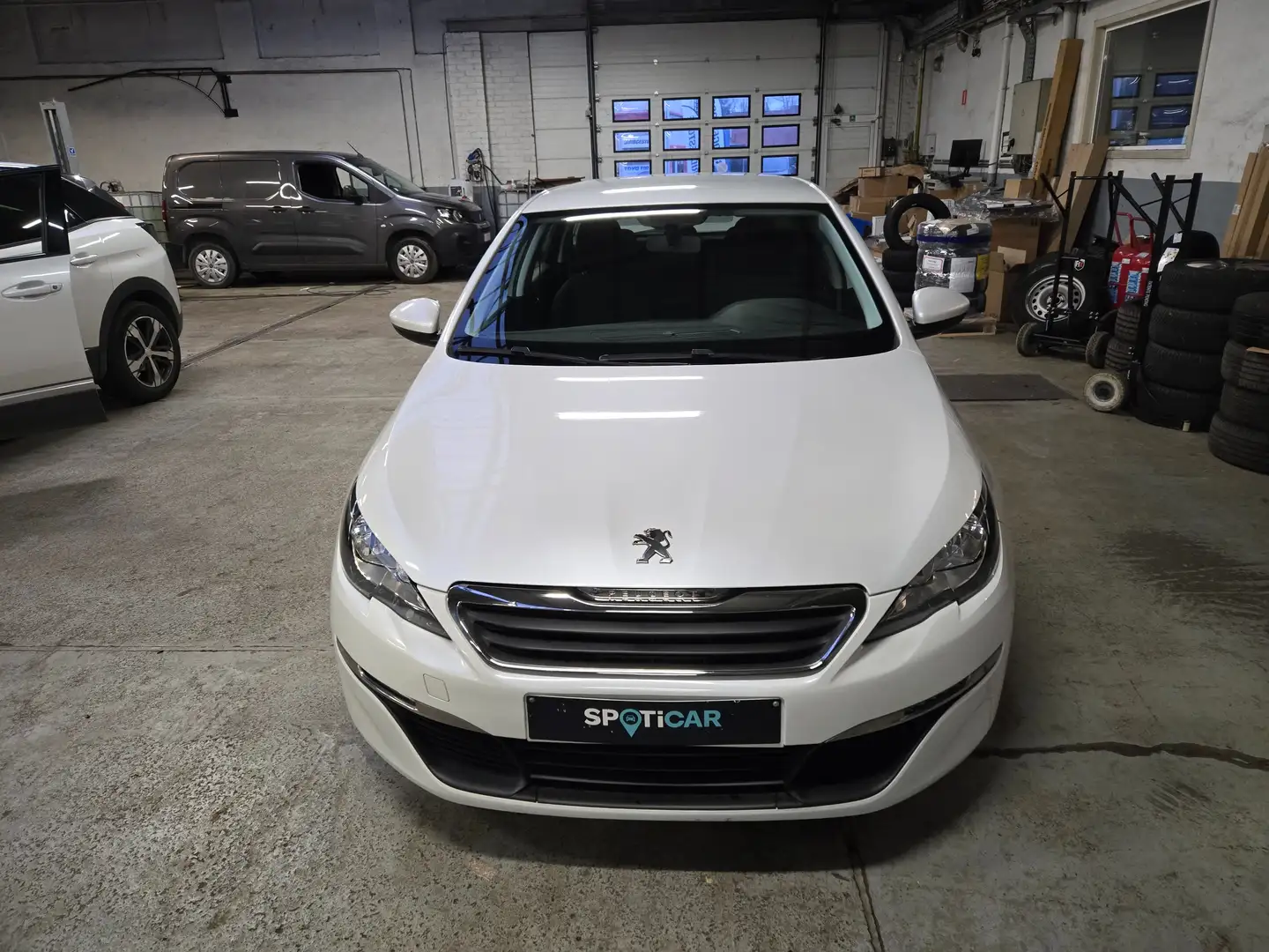 Peugeot 308 SW 1.6 BlueHDi Active STT Weiß - 2