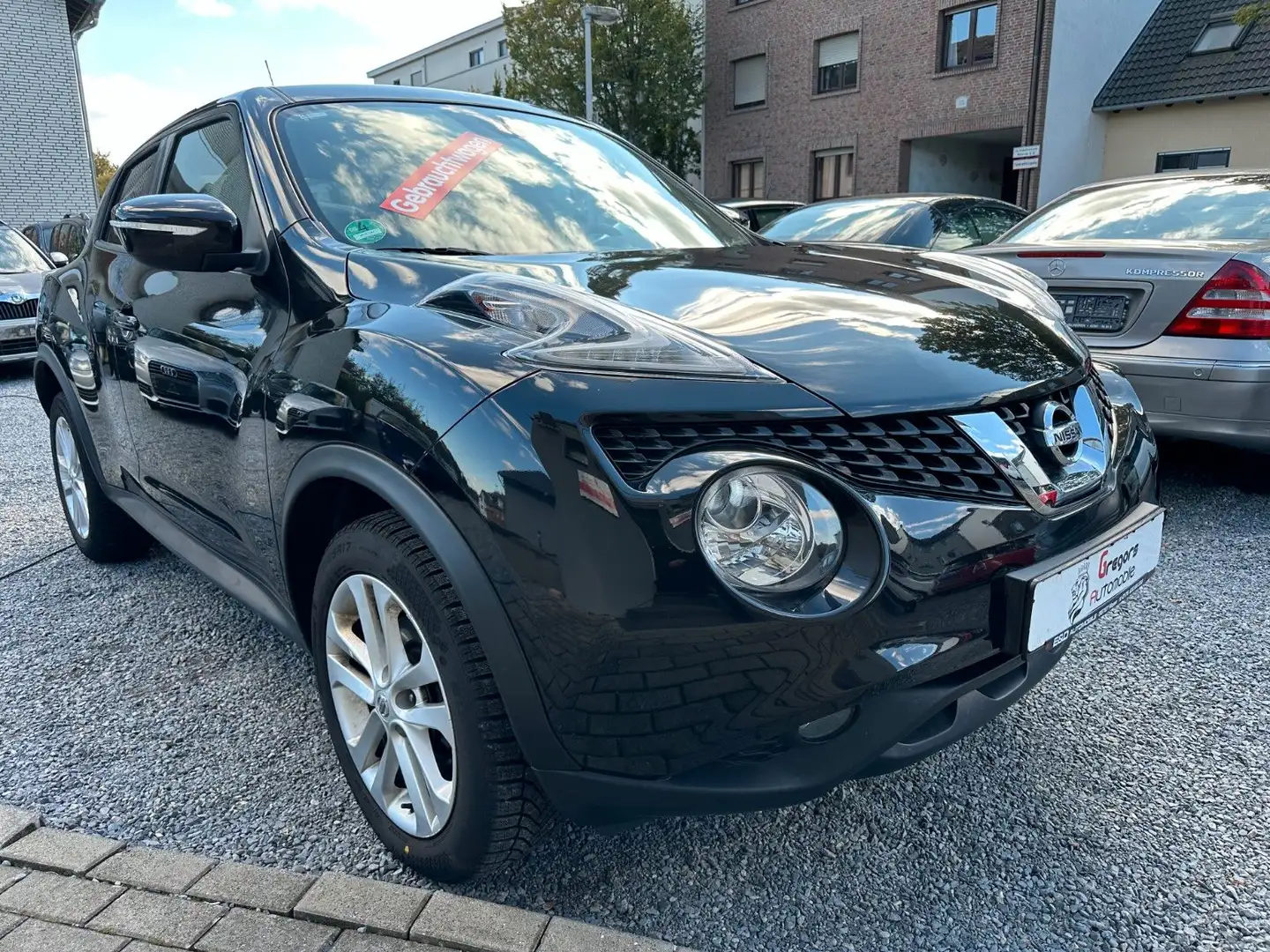 Nissan Juke N-Connecta Schwarz - 1
