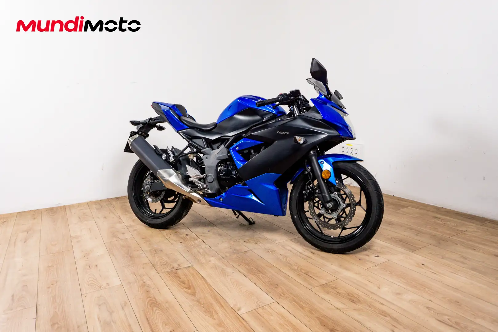 Kawasaki Ninja 125 - 2