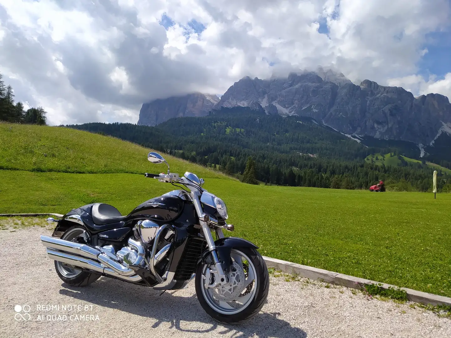 Suzuki VZR 1800 Чорний - 2