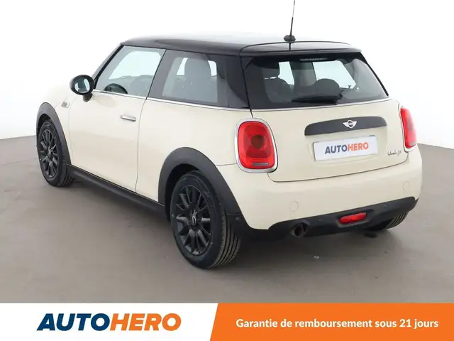 Mini Hatch view 4